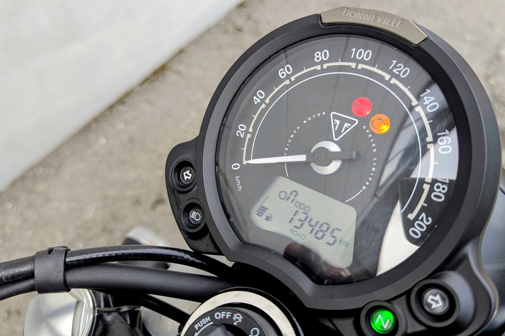 TRIUMPH Street Twin 900 i-image-7