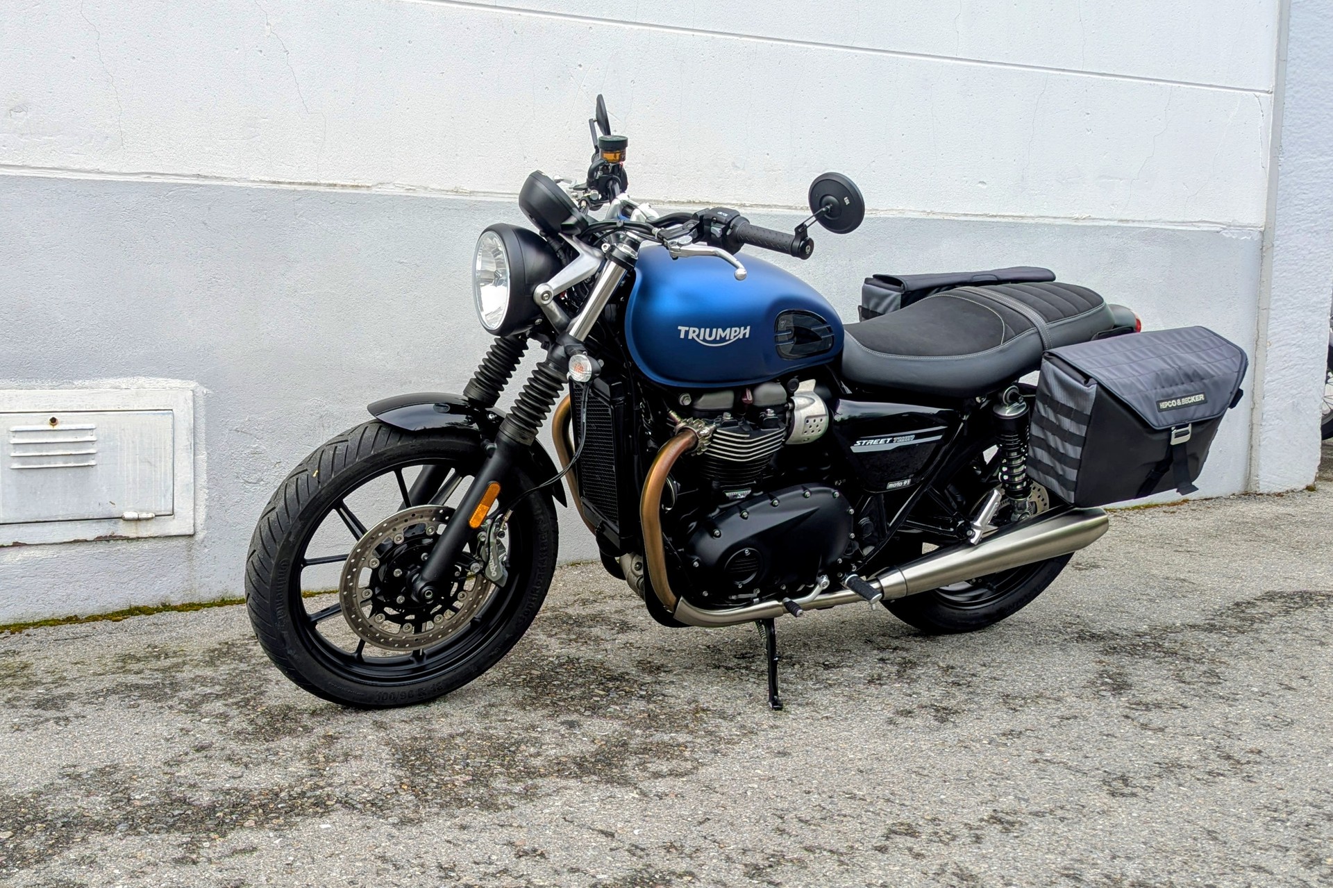 TRIUMPH Street Twin 900 i-image-4