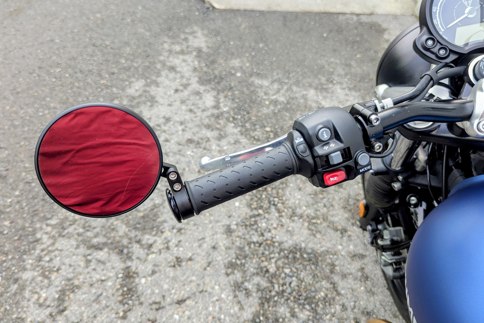 TRIUMPH Street Twin 900 i-image-8