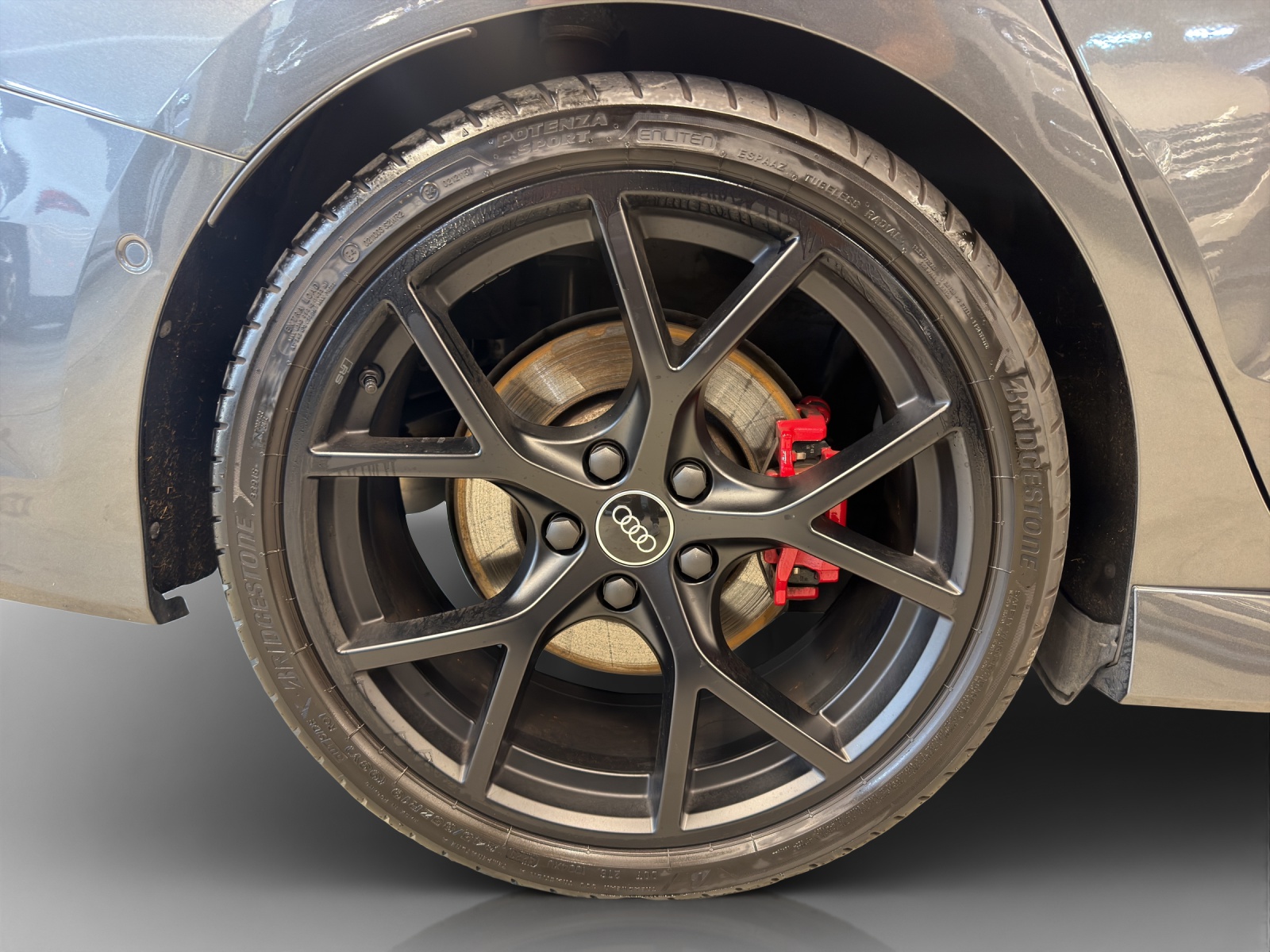 AUDI RS3 Limousine 2.5 TSI quattro S-tronic-image-15