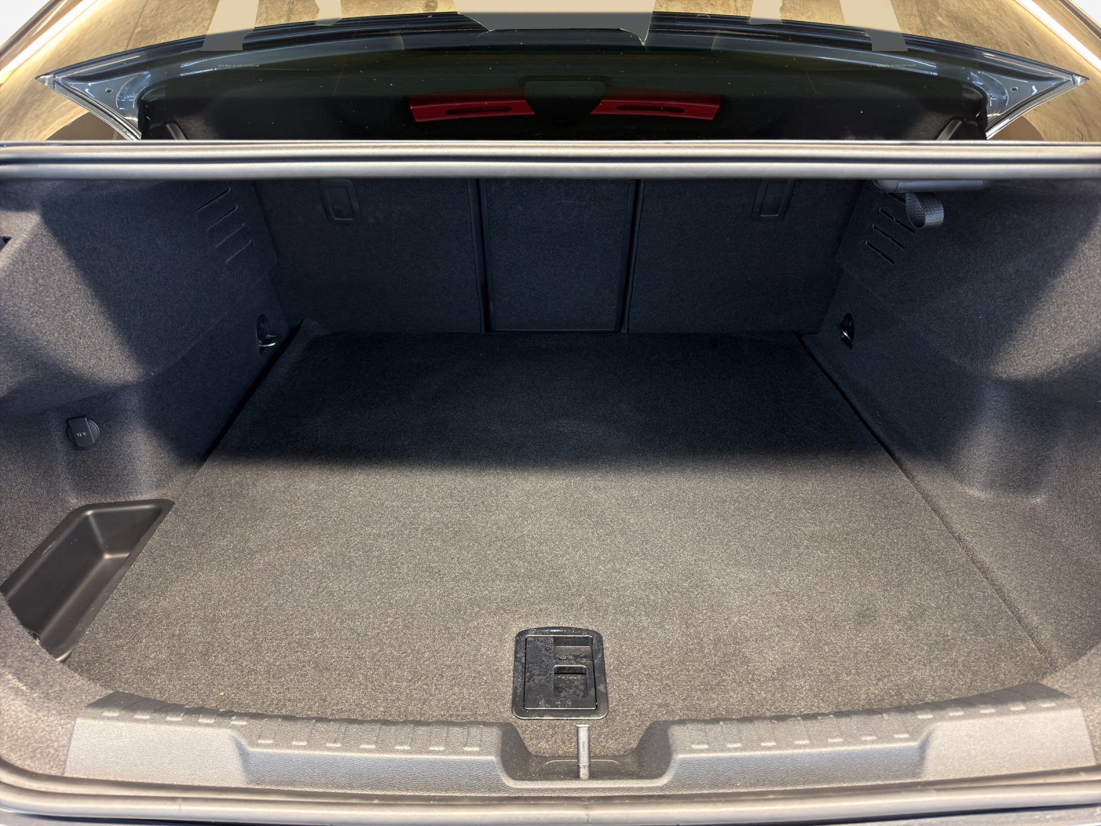AUDI RS3 Limousine 2.5 TSI quattro S-tronic-image-12