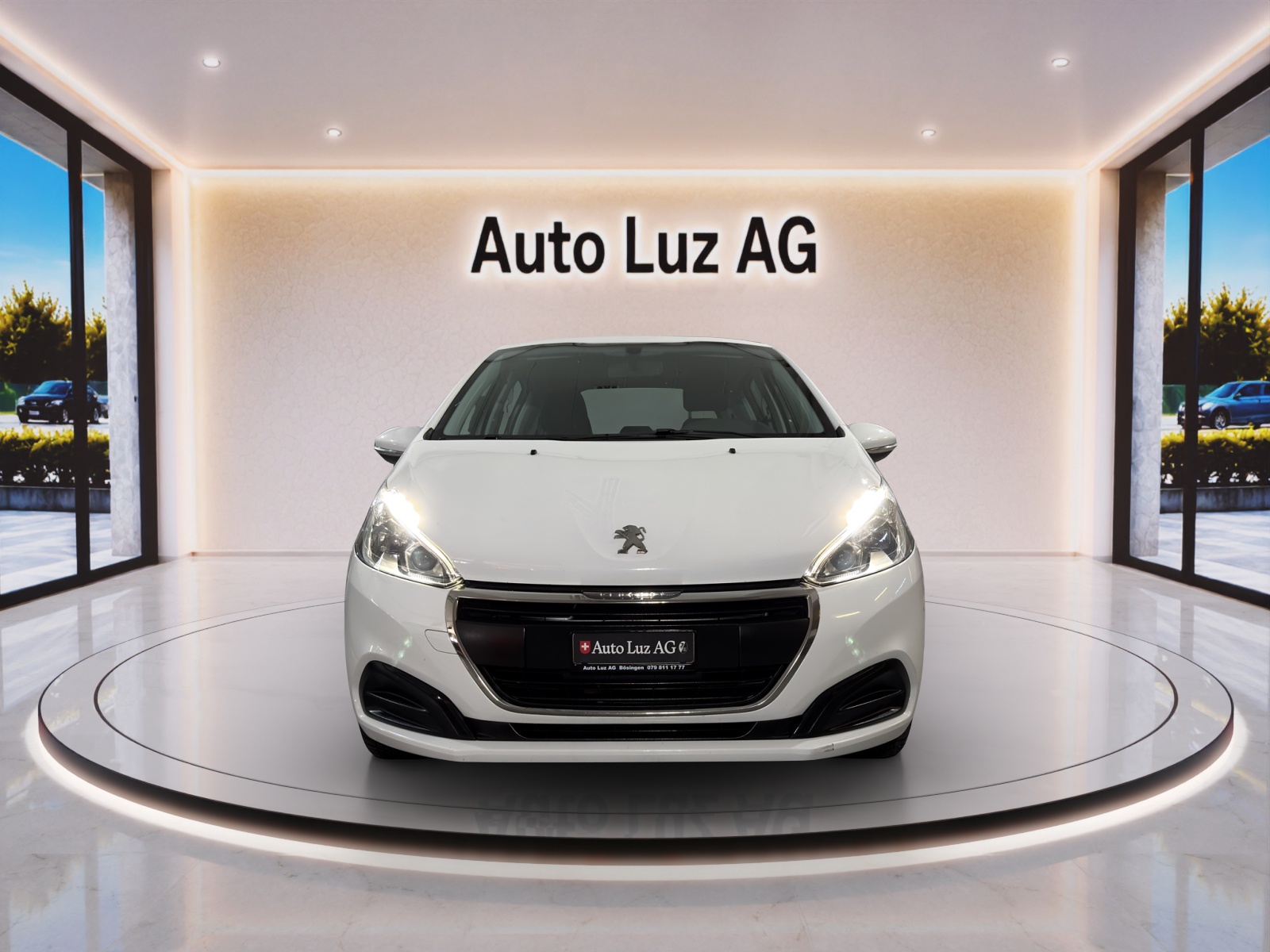 PEUGEOT 208 1.2 PureTech Signature-showroom-element-1