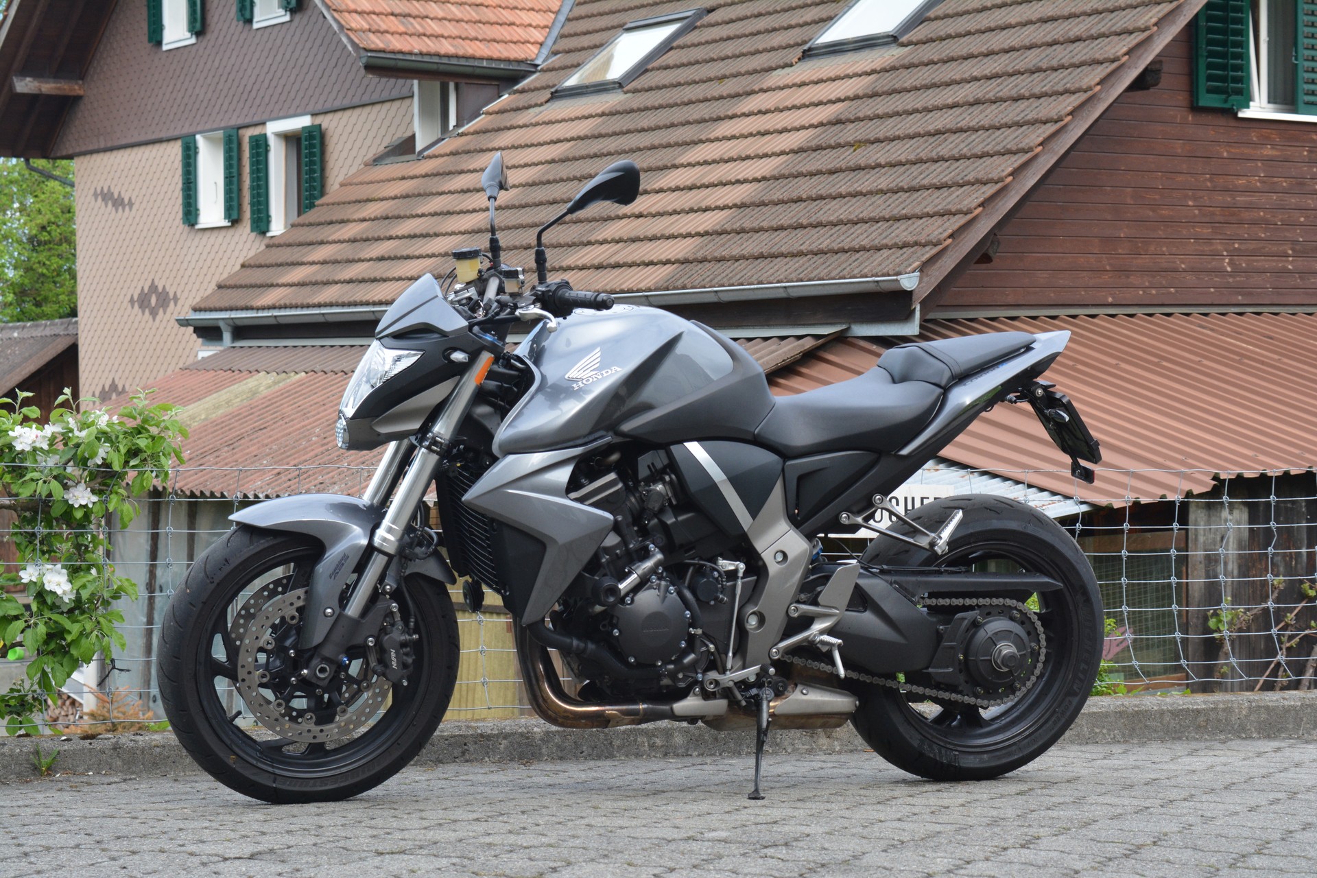 HONDA CB 1000 R ABS-image-0