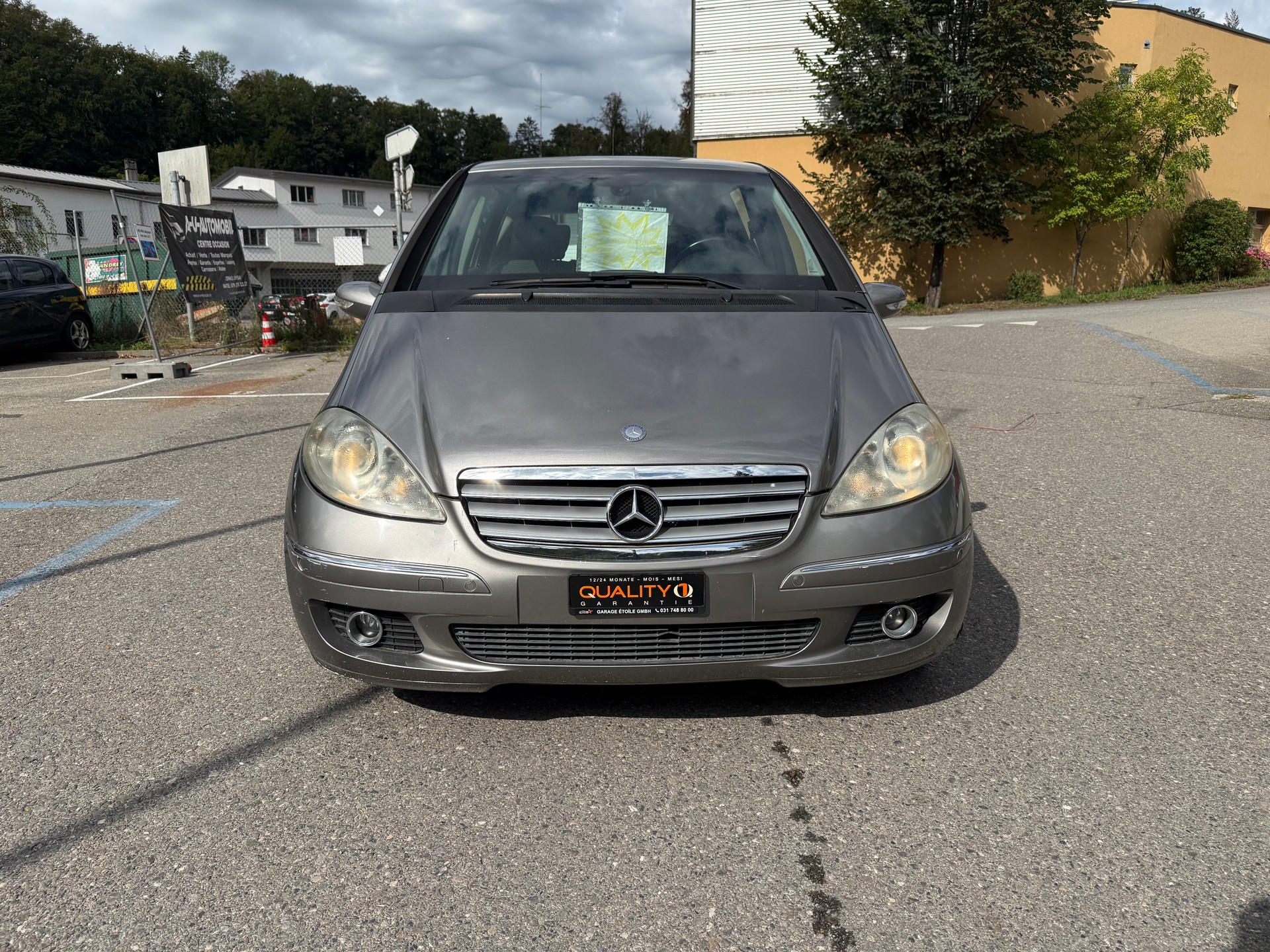 MERCEDES-BENZ A 200 Avantgarde-showroom-element-1