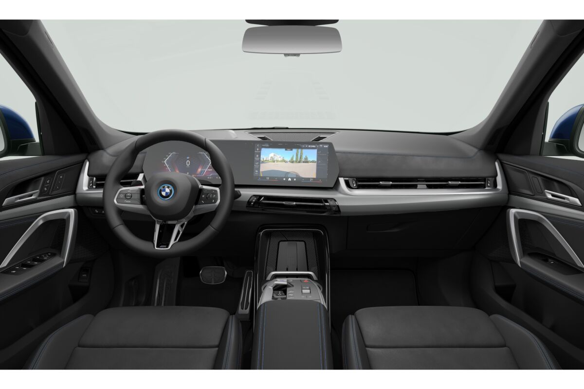 BMW iX1 eDrive 20 Edition M Sport-image-7