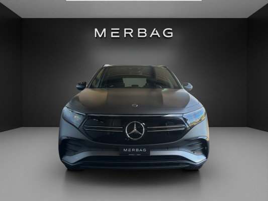 MERCEDES-BENZ EQA 300 AMG Line 4Matic-image-3