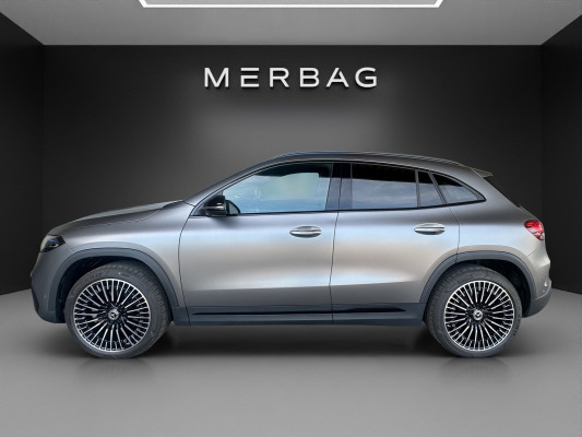 MERCEDES-BENZ EQA 300 AMG Line 4Matic-image-1