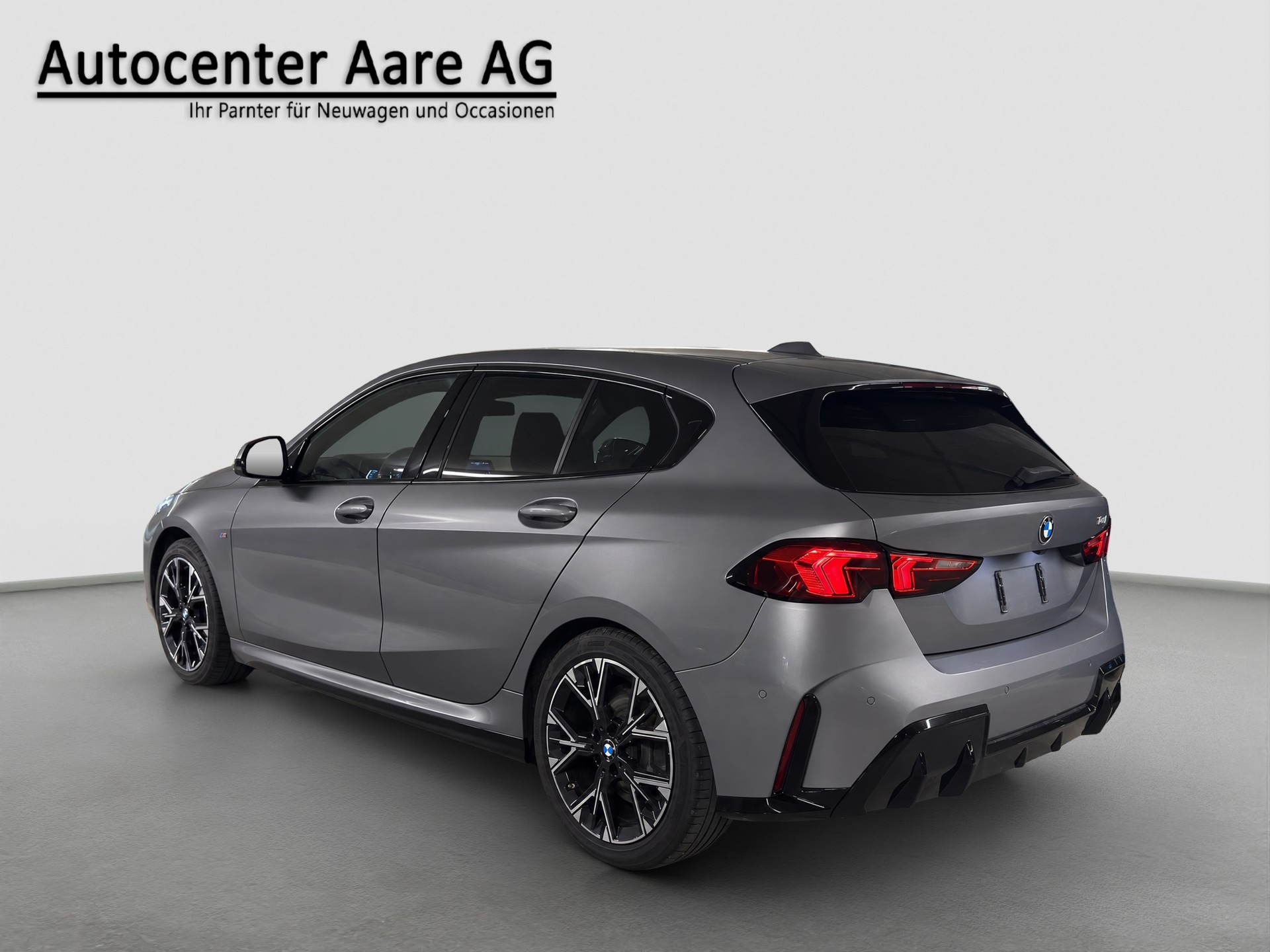 BMW 118d Steptronic M Sport-image-4