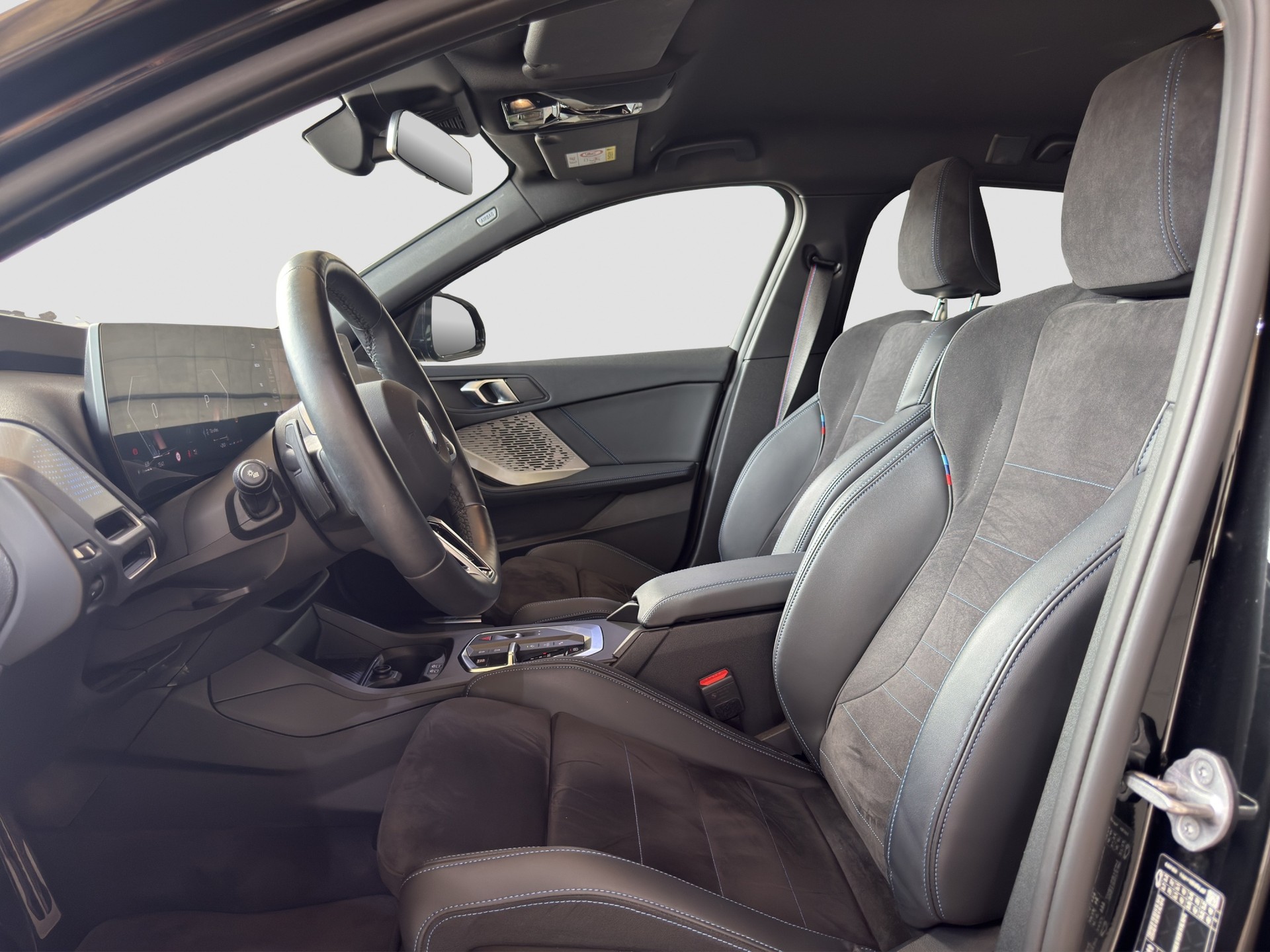 BMW 118d Steptronic M Sport-image-10