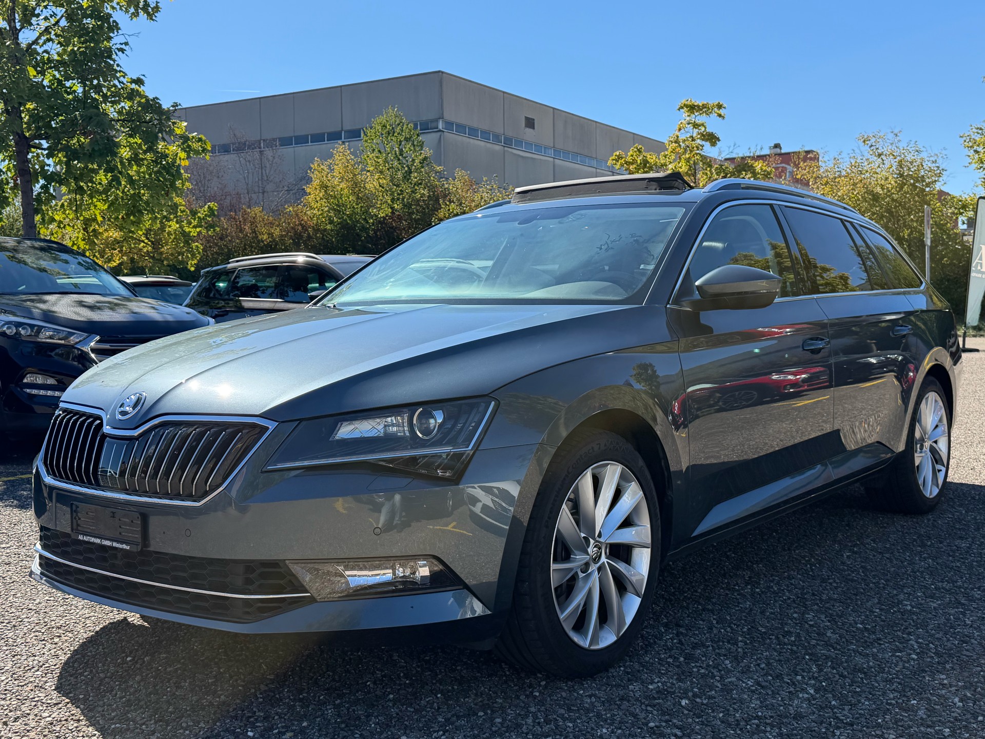 SKODA Superb Combi 2.0 TSI Style DSG 4x4