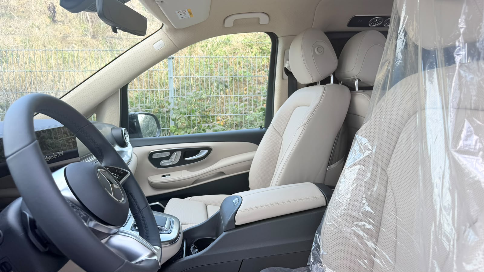 MERCEDES-BENZ MERCEDES-BENZ V 300 d Extra-Lang 4matic Exclusive FALCON AVERS V.I.P-image-52