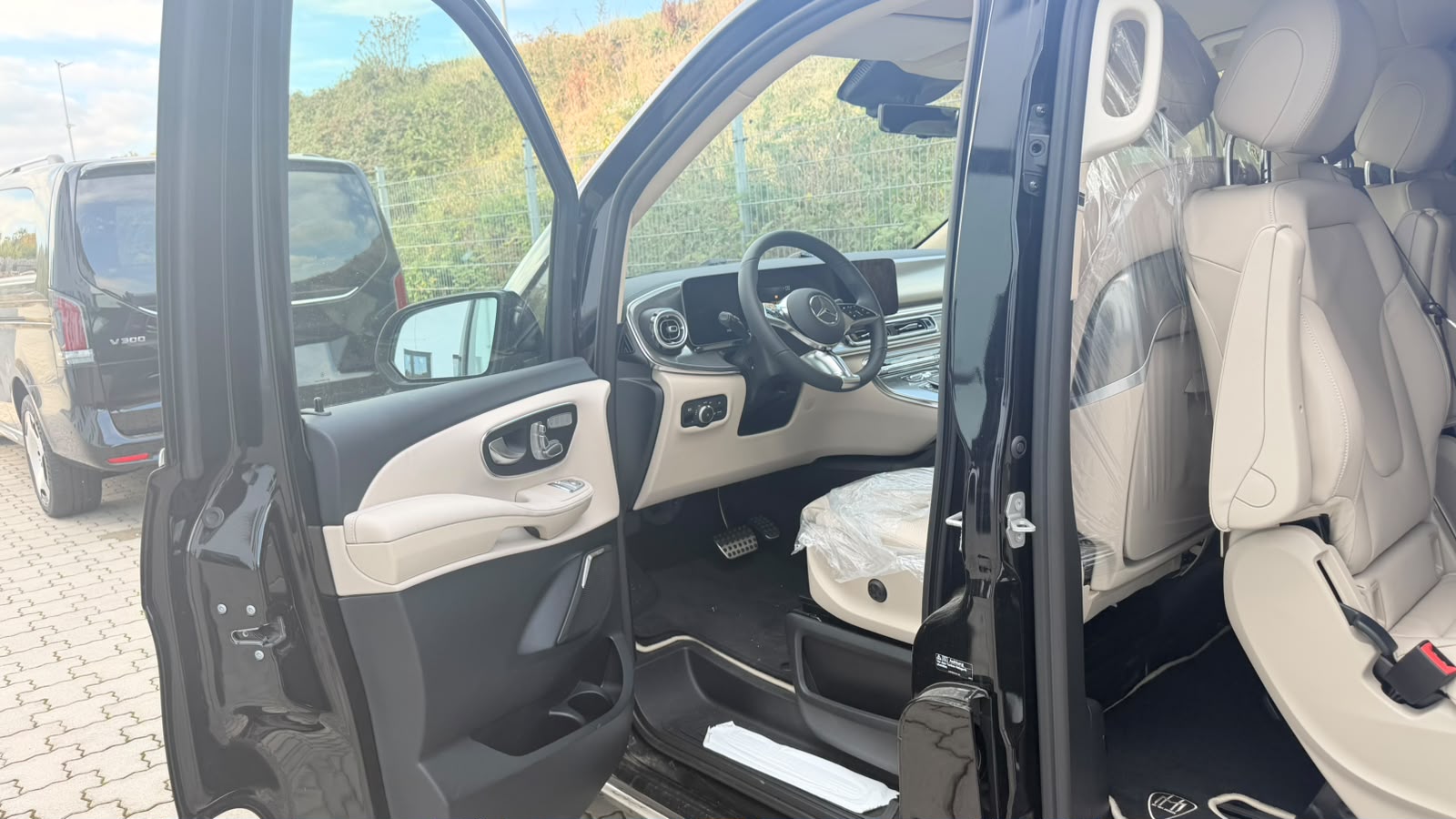 MERCEDES-BENZ MERCEDES-BENZ V 300 d Extra-Lang 4matic Exclusive FALCON AVERS V.I.P-image-50