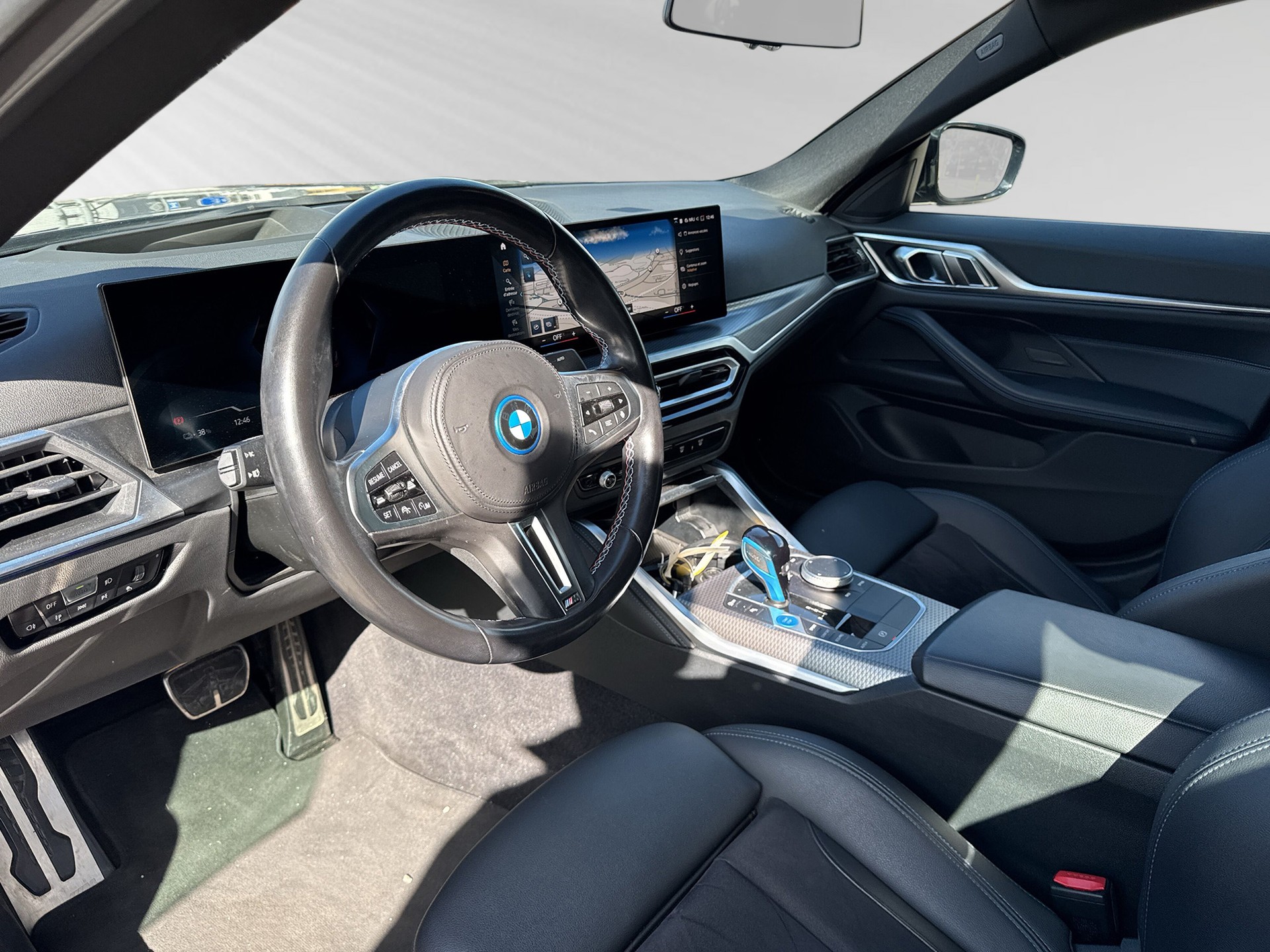 BMW i4 M50-showroom-element-3