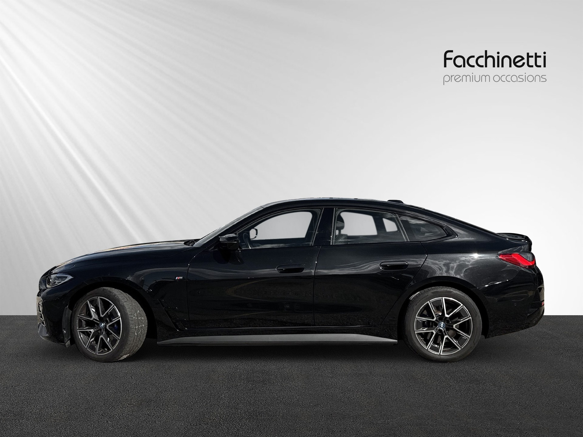 BMW i4 M50-showroom-element-1