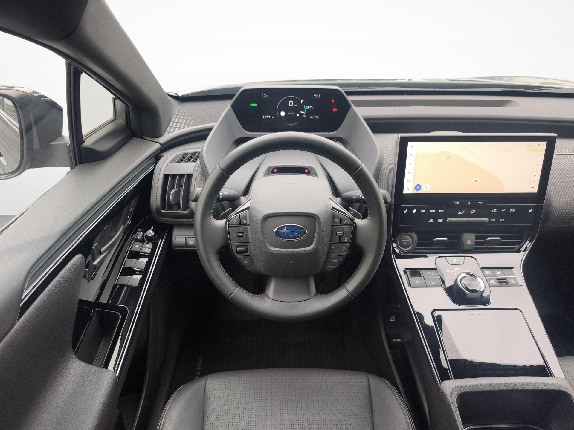 SUBARU Solterra eV Luxury AWD-showroom-element-3