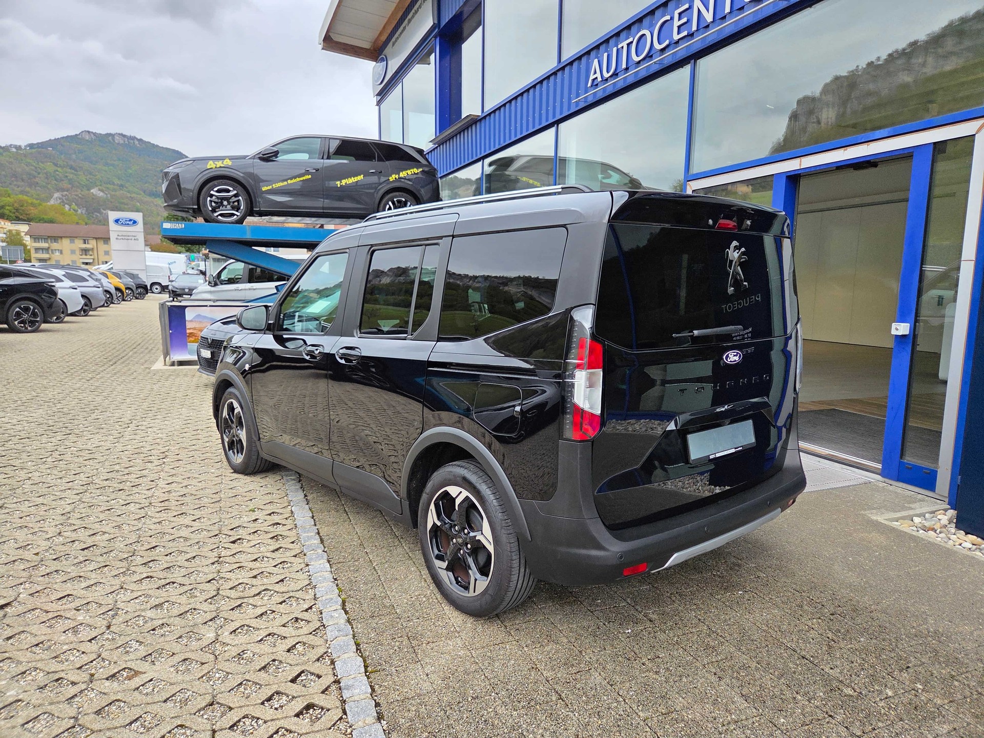 FORD TOURNEO COURIERier 1.0 EcoBoost Active-showroom-element-3