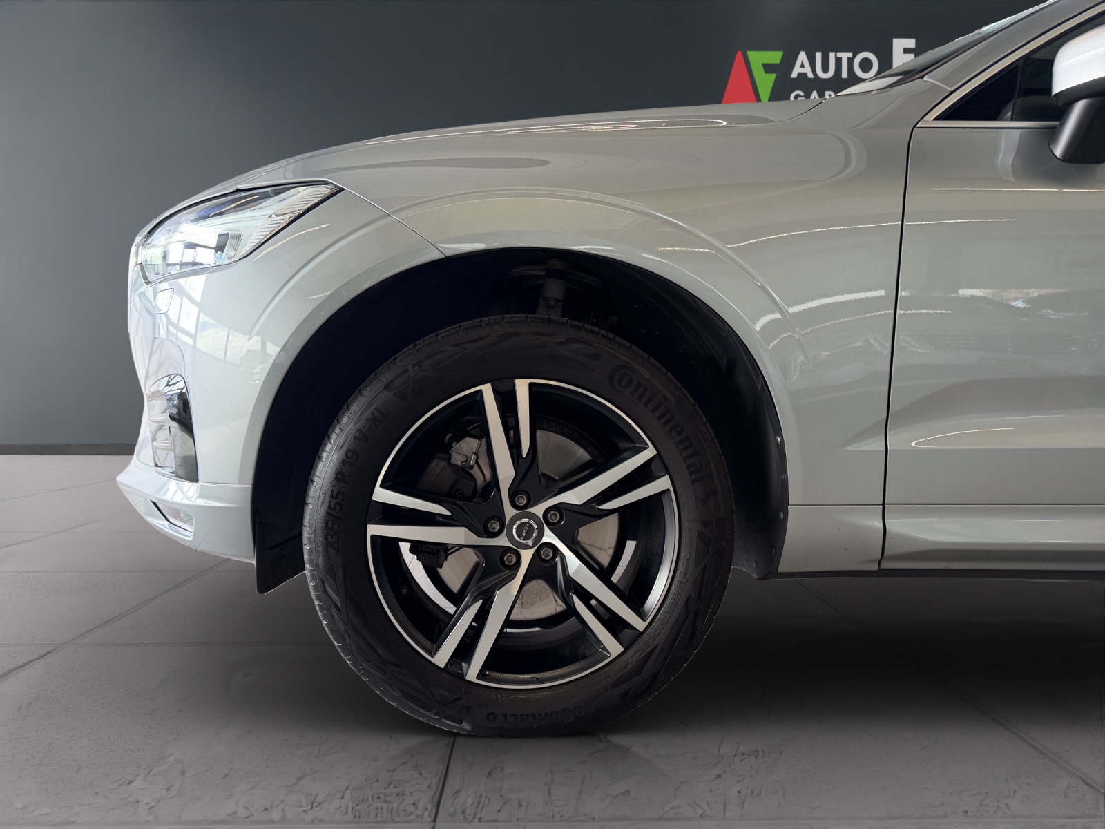 VOLVO XC60 T6 AWD R-Design Geartronic-image-10