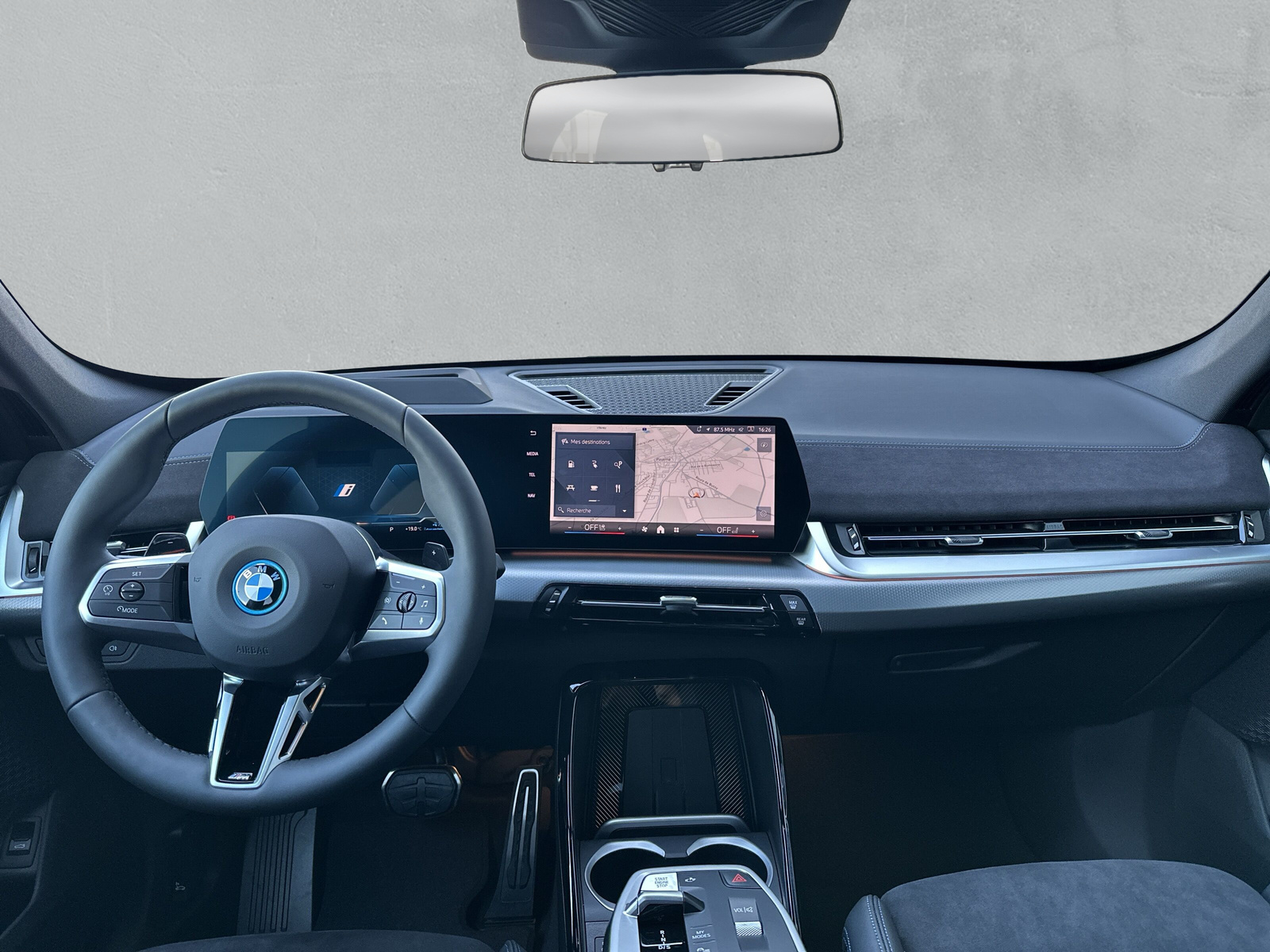 BMW X1 xDrive 25e M Sport**Action de leasing à 0.0%**-image-12