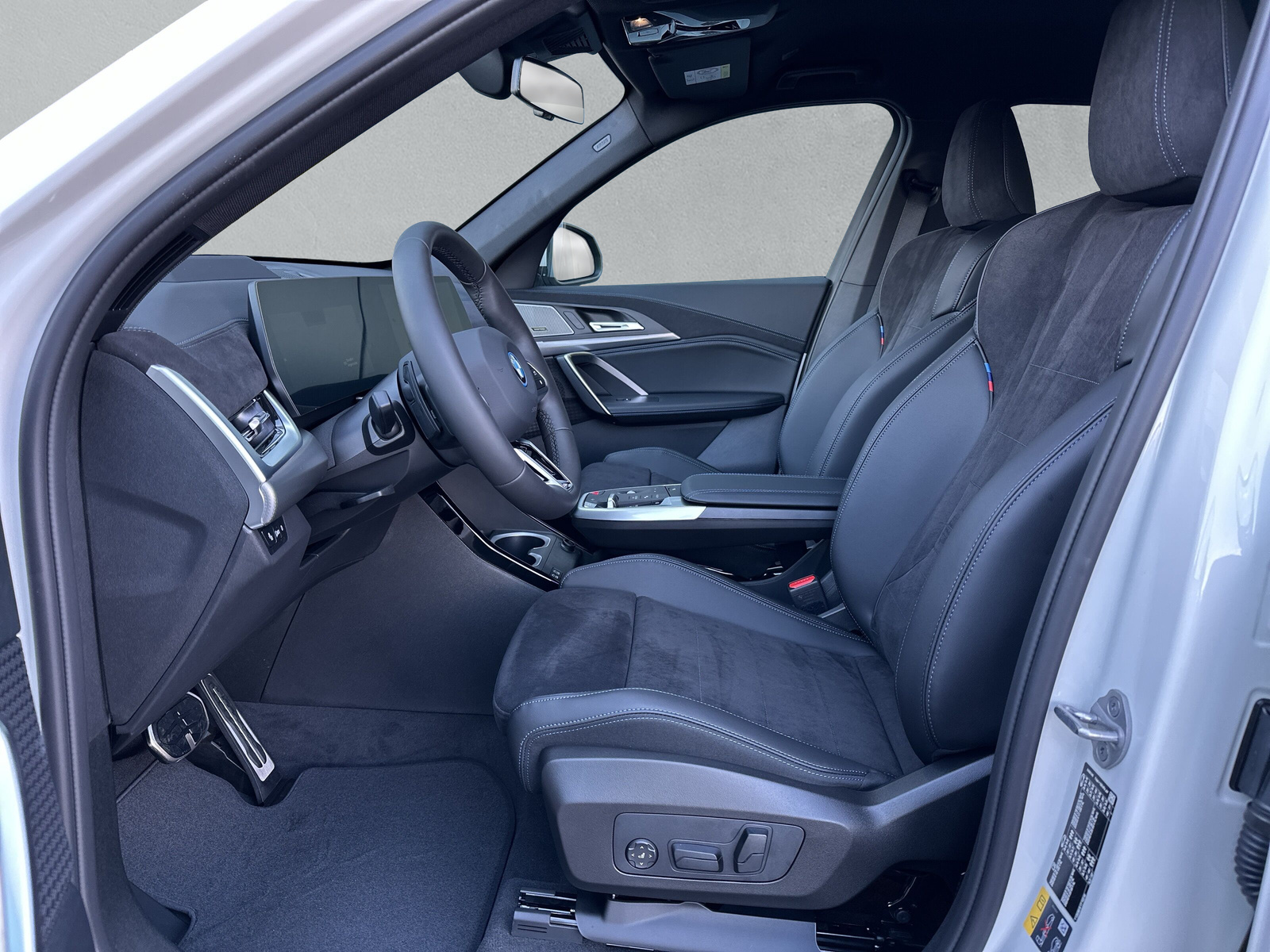 BMW X1 xDrive 25e M Sport**Action de leasing à 0.0%**-image-10