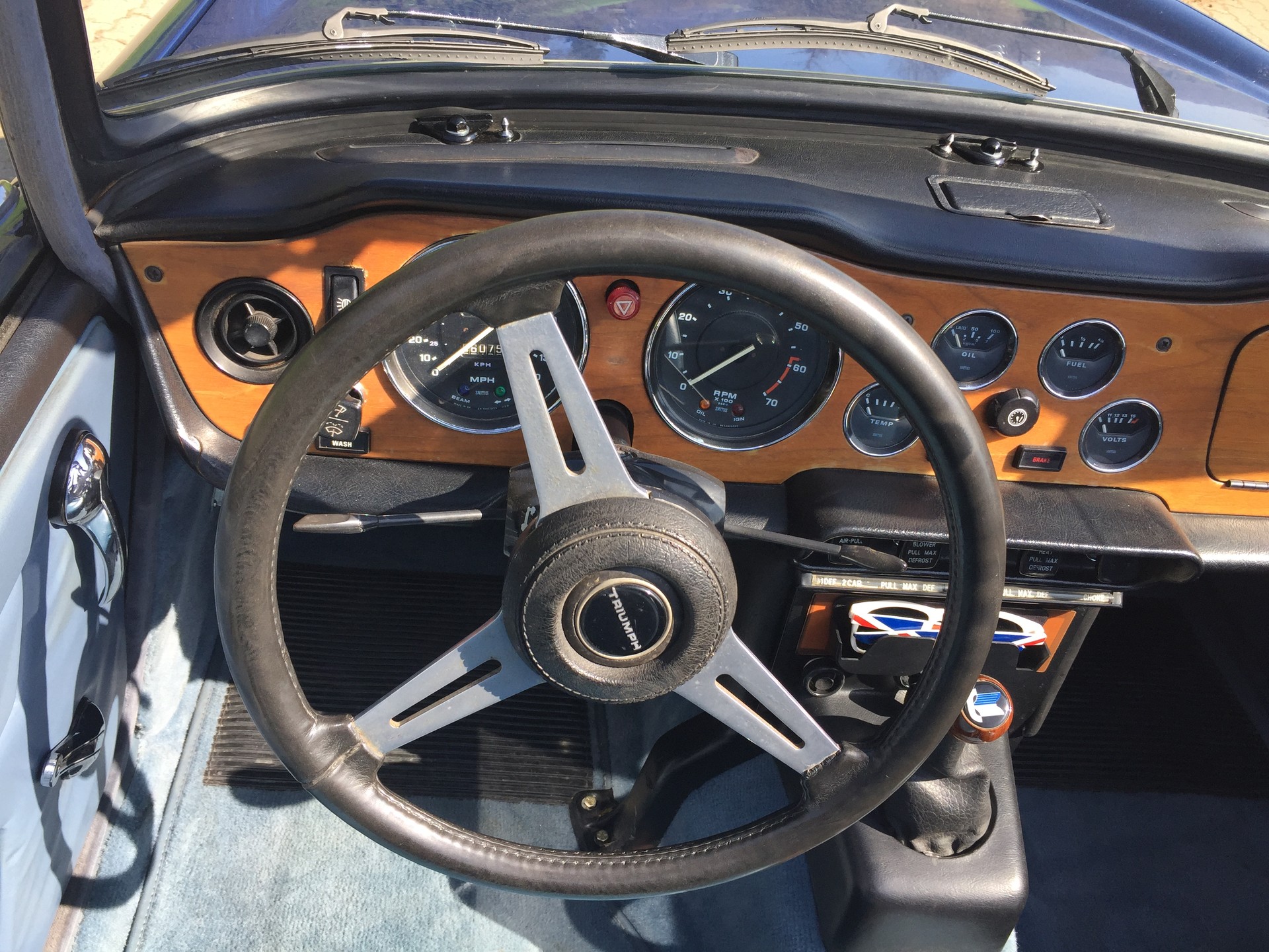 TRIUMPH 1974-image-3