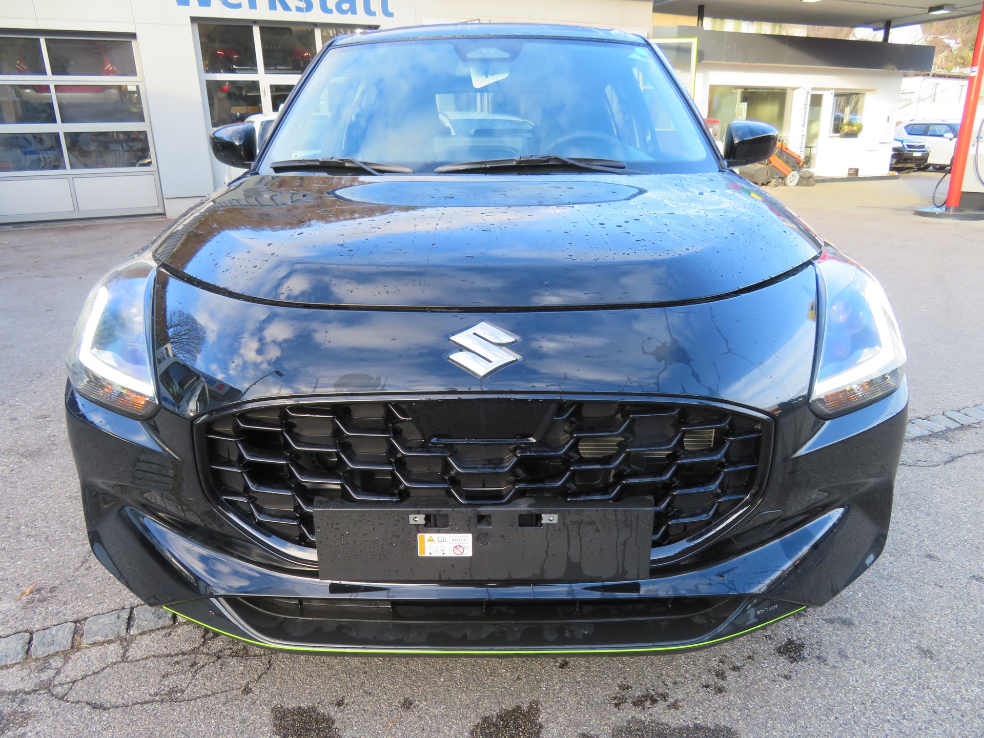SUZUKI Swift 1.2 1st Edition Hybrid-image-7