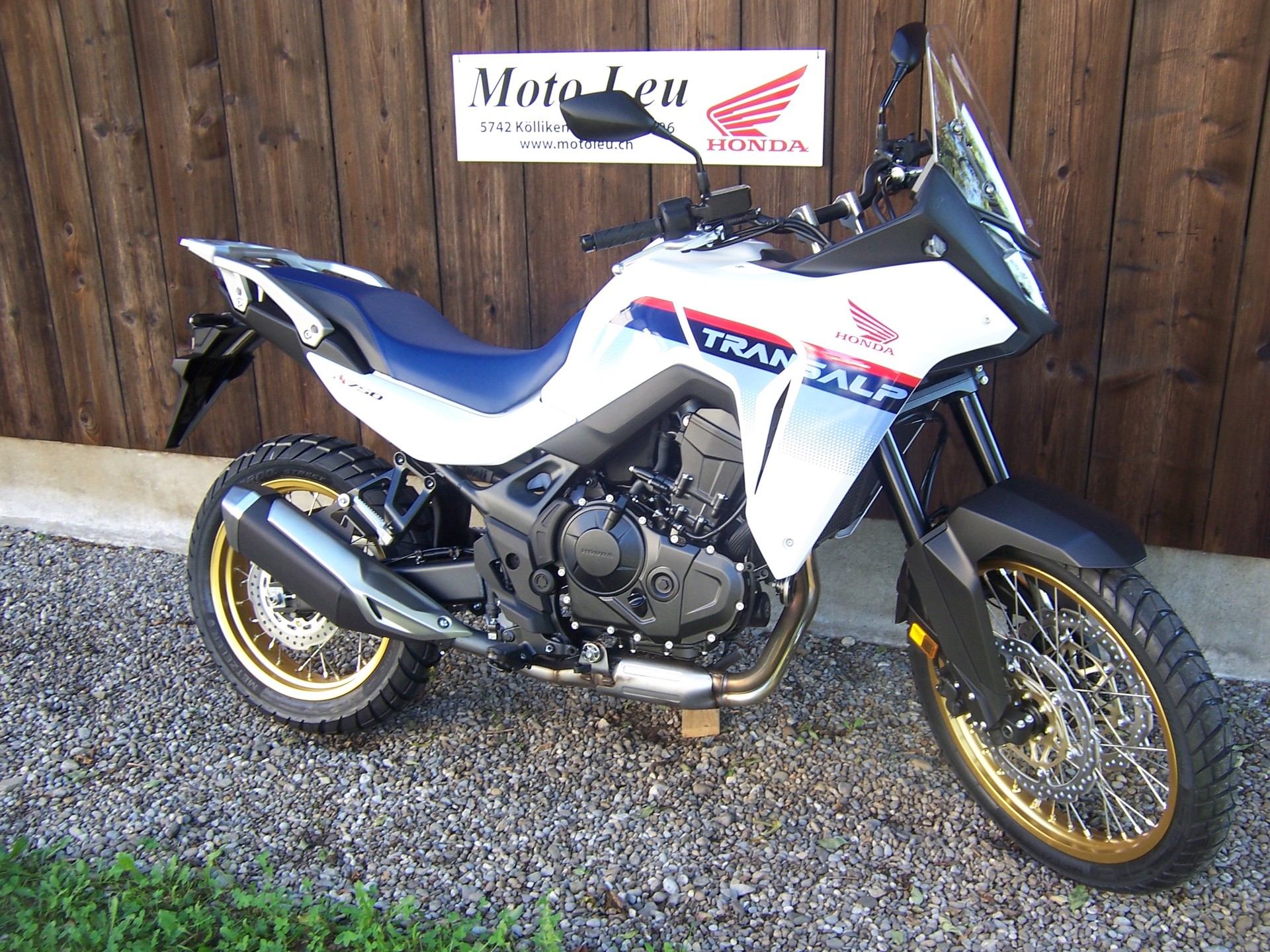 HONDA XL 750 Transalp Rally Edition-image-2