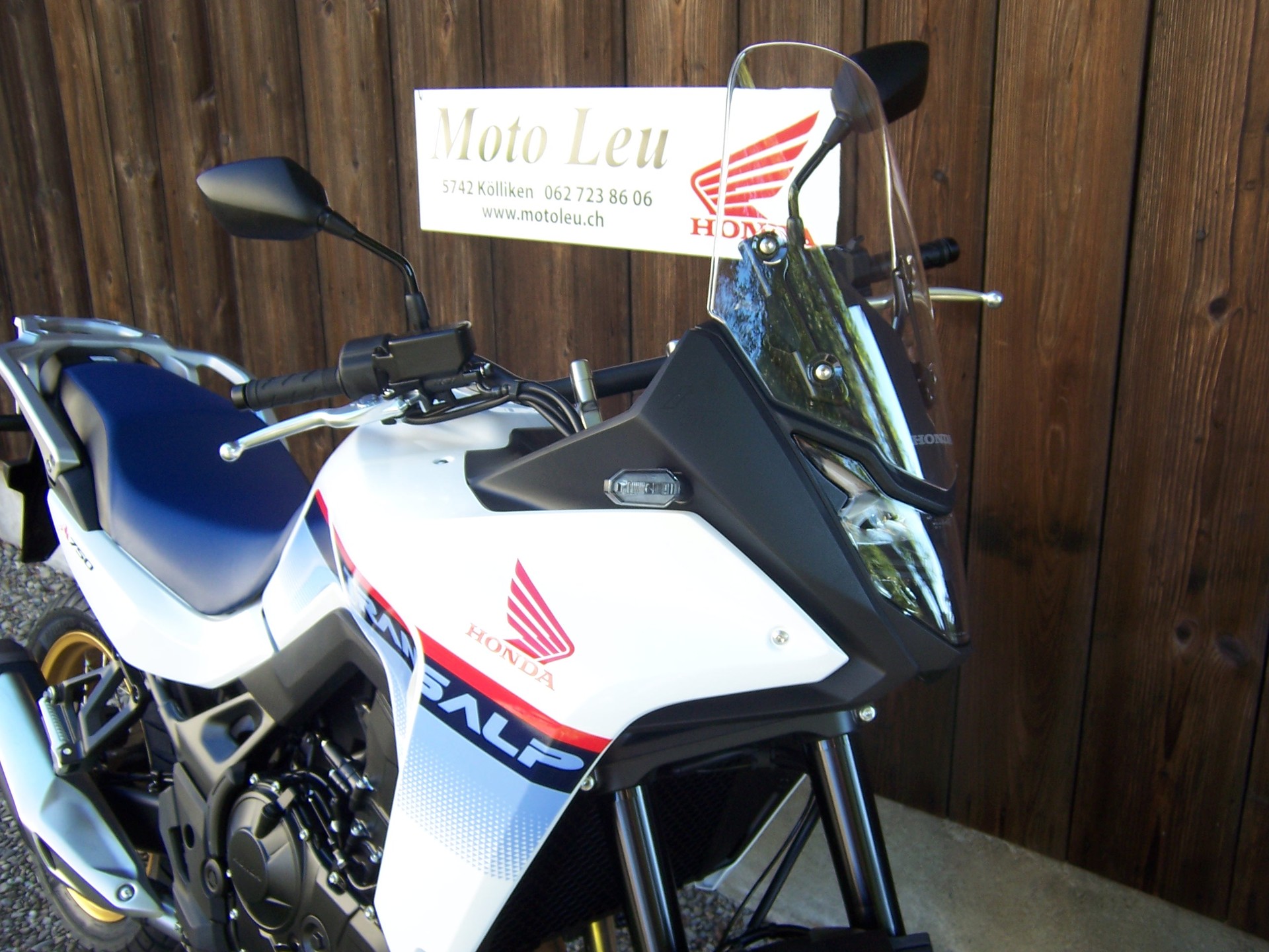 HONDA XL 750 Transalp Rally Edition-image-4