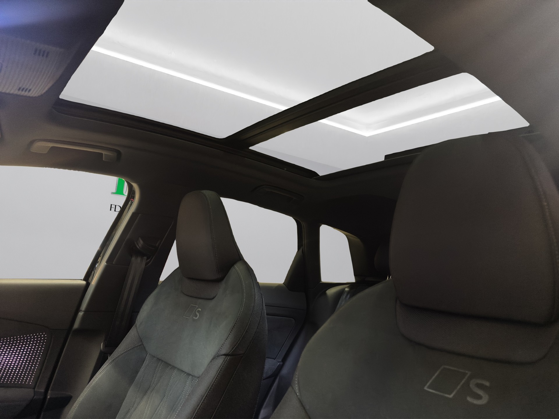AUDI Q3 MY25/S-Line/Pano/MMI Pro/OLED/20" Zoll-image-10