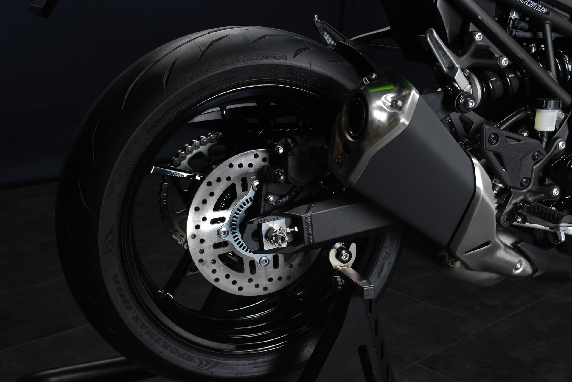 KAWASAKI Z 900 (35kW) MY26-image-1