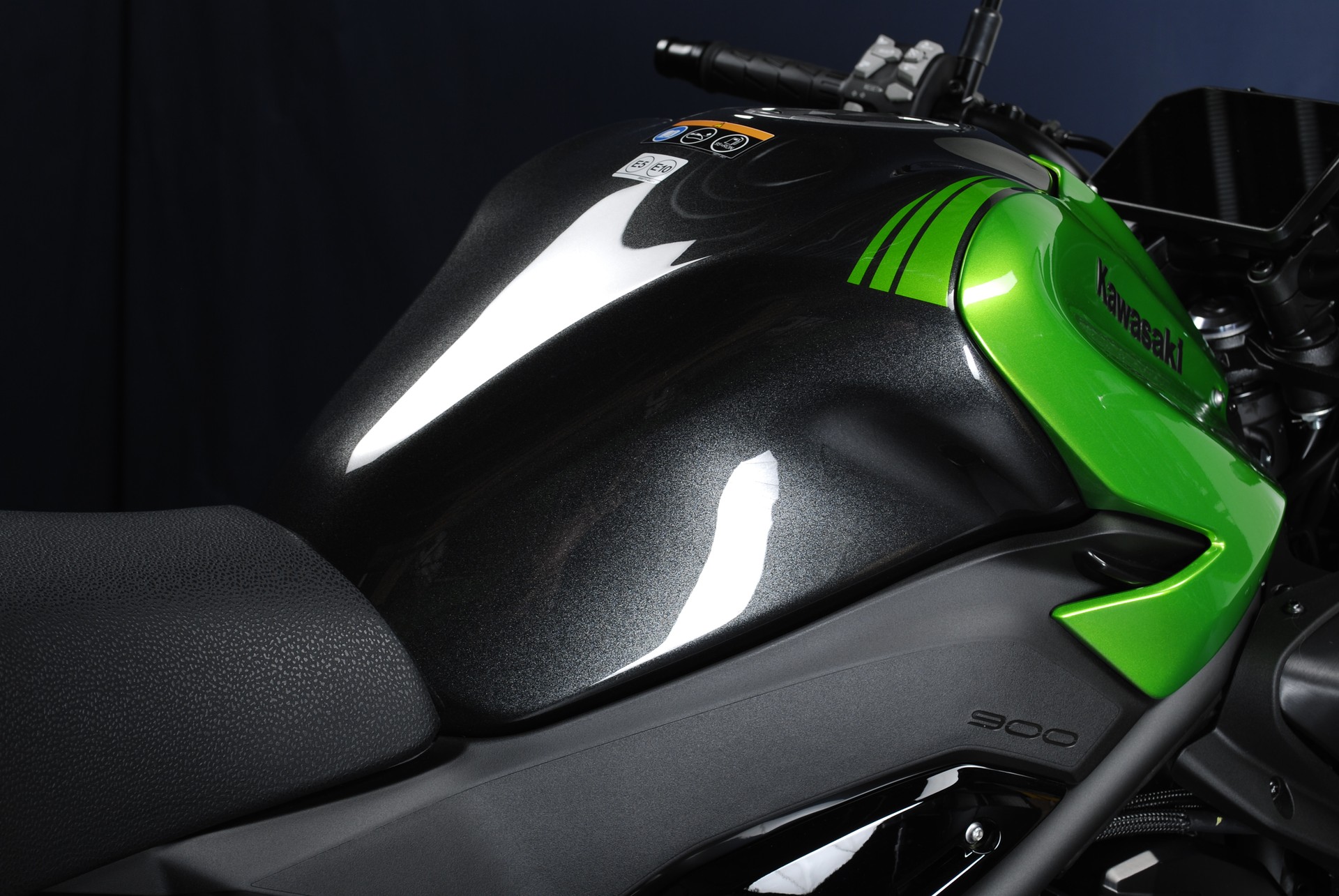 KAWASAKI Z 900 (35kW) MY26-image-2