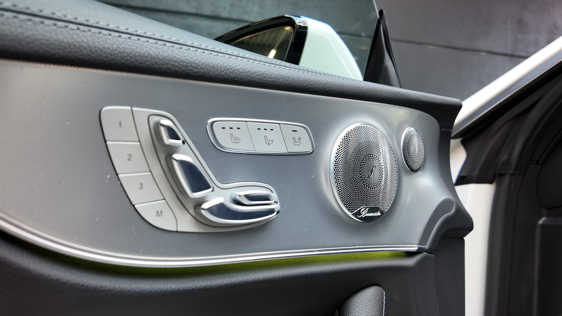 MERCEDES-BENZ E 400 Coupé AMG Line 4 Matic 9G-Tronic-image-15