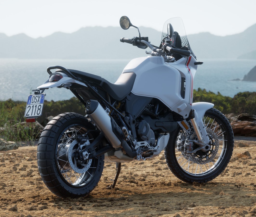 DUCATI Desert X-image-3