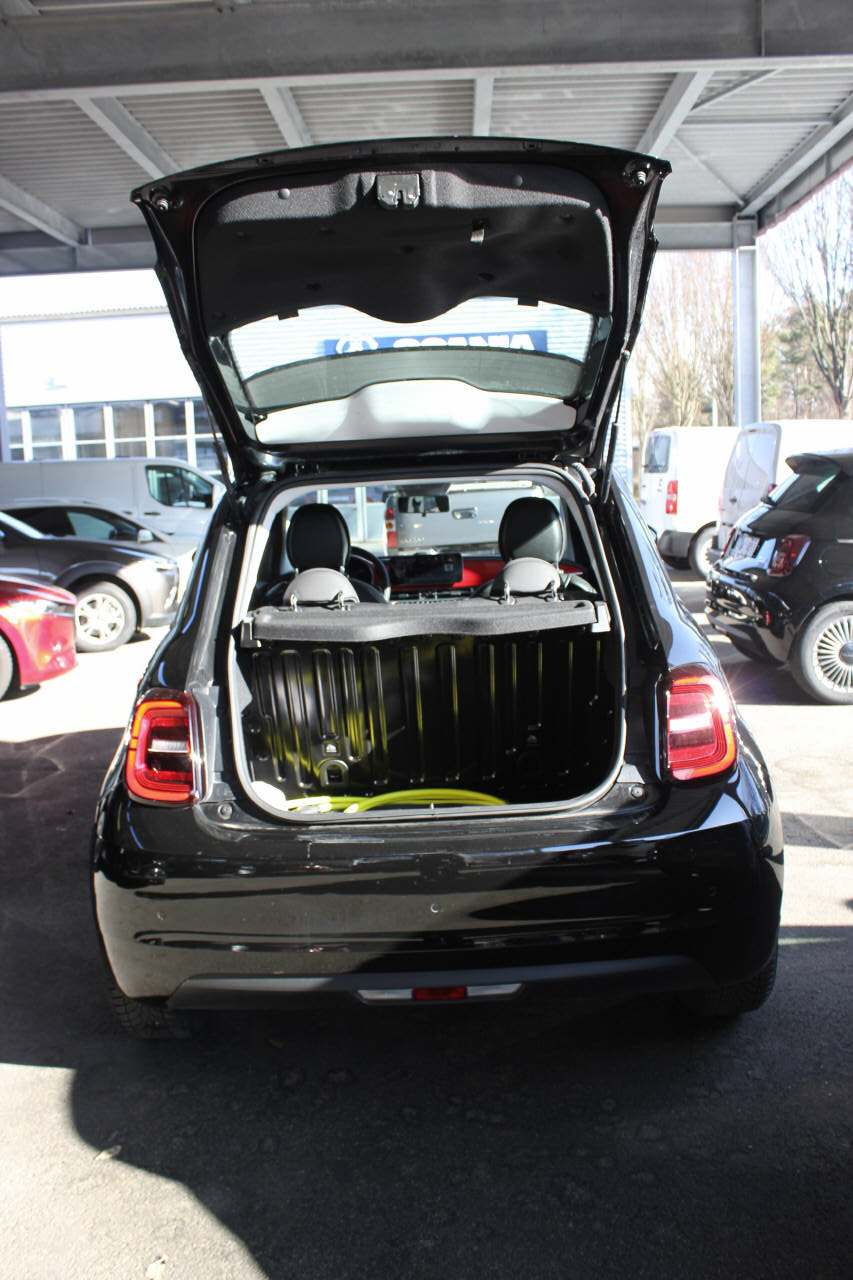 FIAT 500 Red Edition-image-4