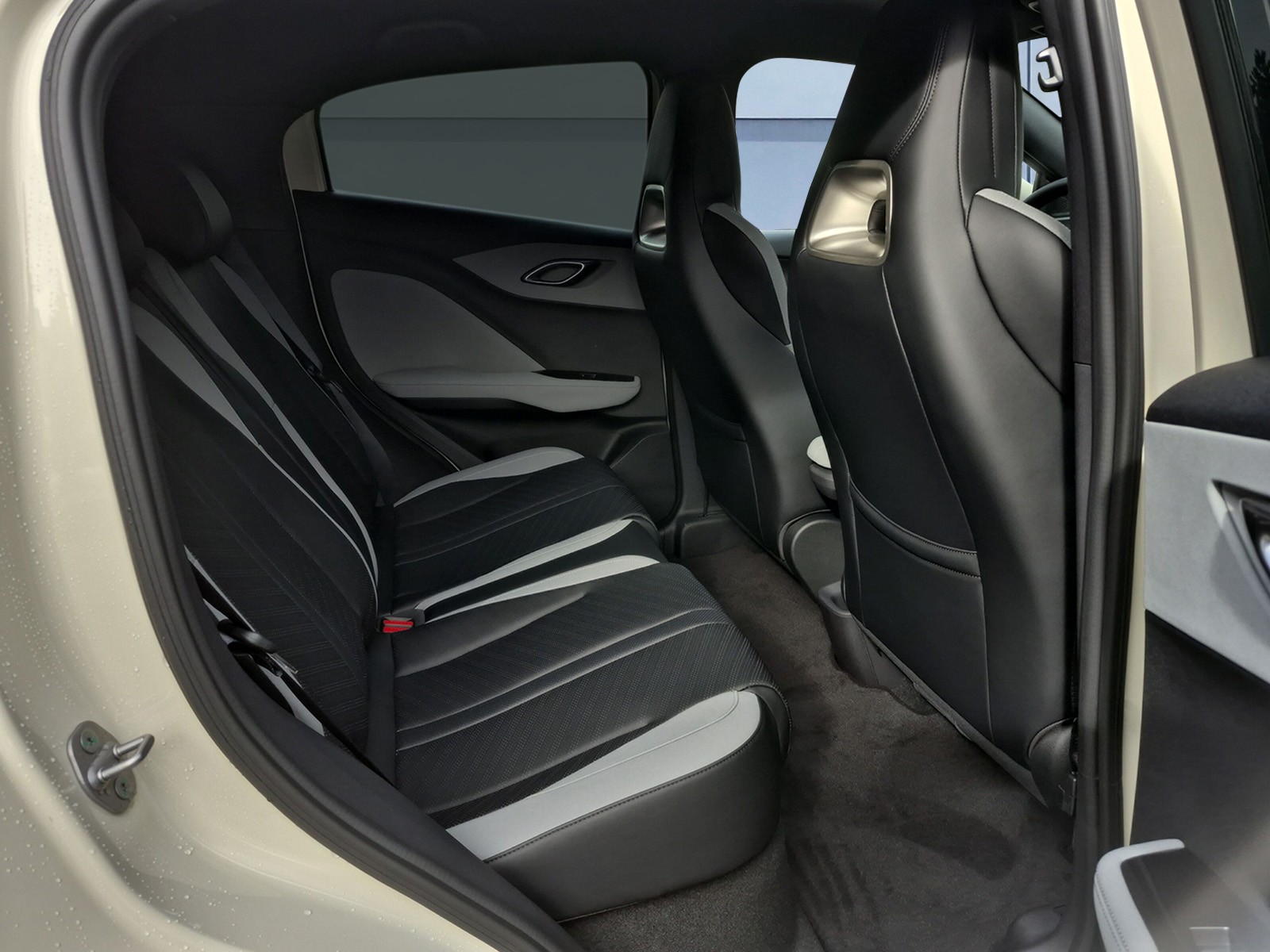 BYD Dolphin Surf Comfort FWD-image-13