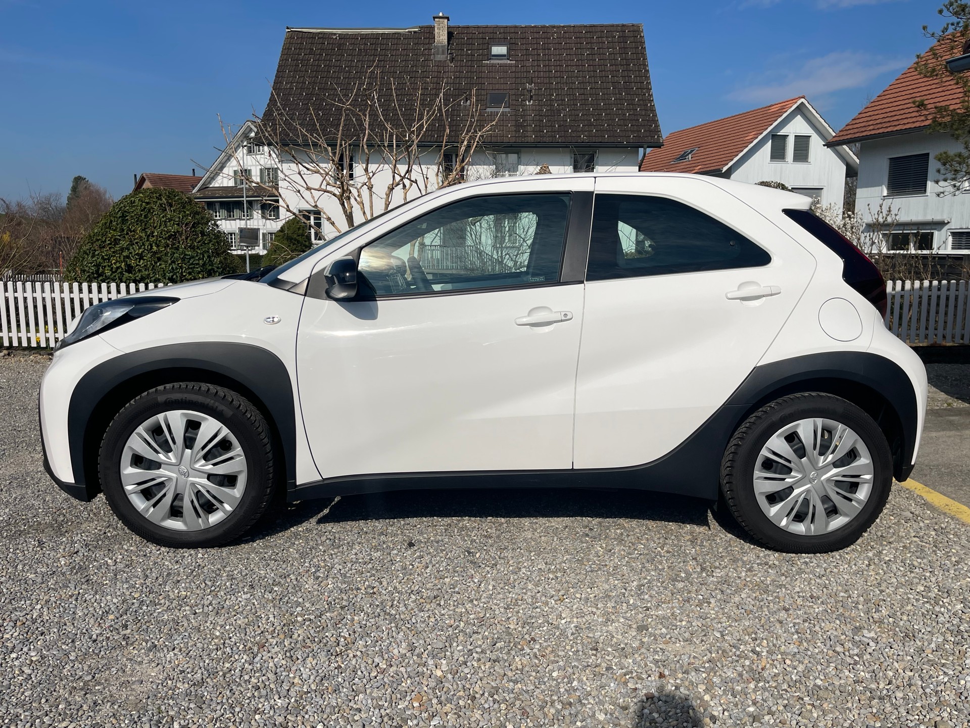 TOYOTA Aygo X 1.0 VVT-i Comfort CVT-image-3