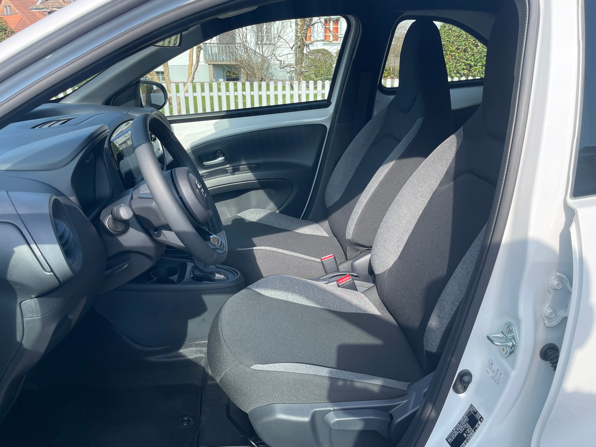 TOYOTA Aygo X 1.0 VVT-i Comfort CVT-image-8