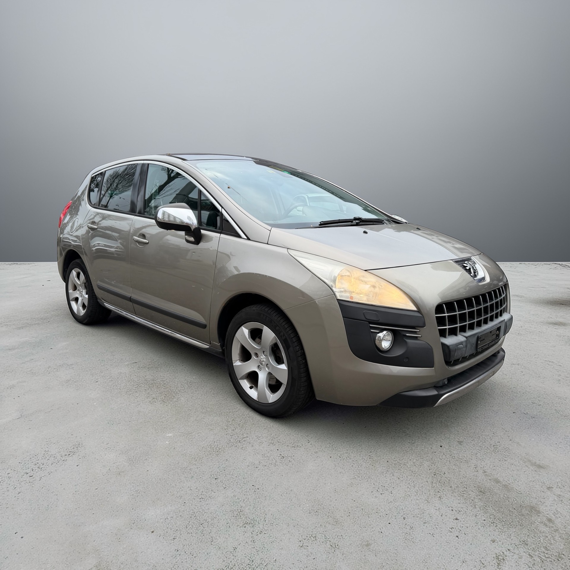 PEUGEOT 3008 1.6 16V T Platinum Tiptronic-image-1