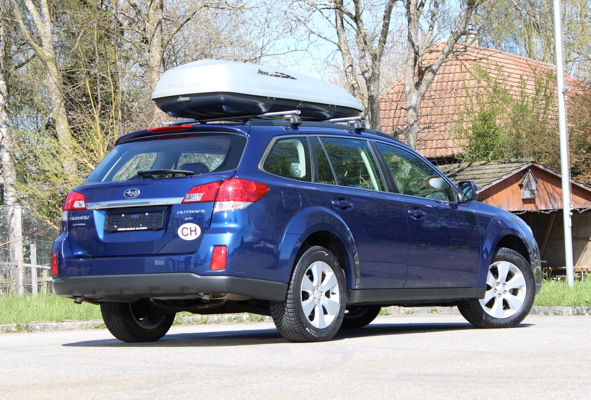 SUBARU Outback 3.6R Executive AWD Automatic-image-6