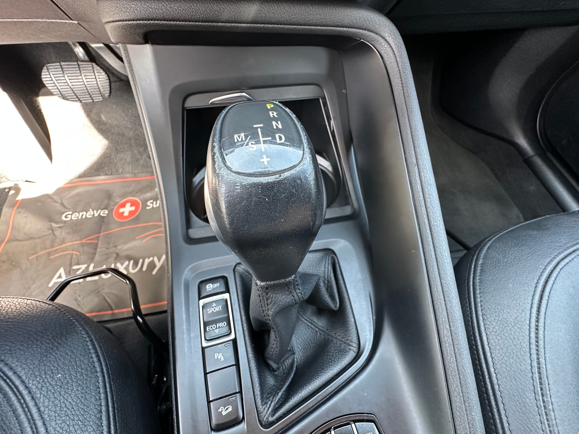 BMW X1 xDrive 20i Sport Line Steptronic-image-14
