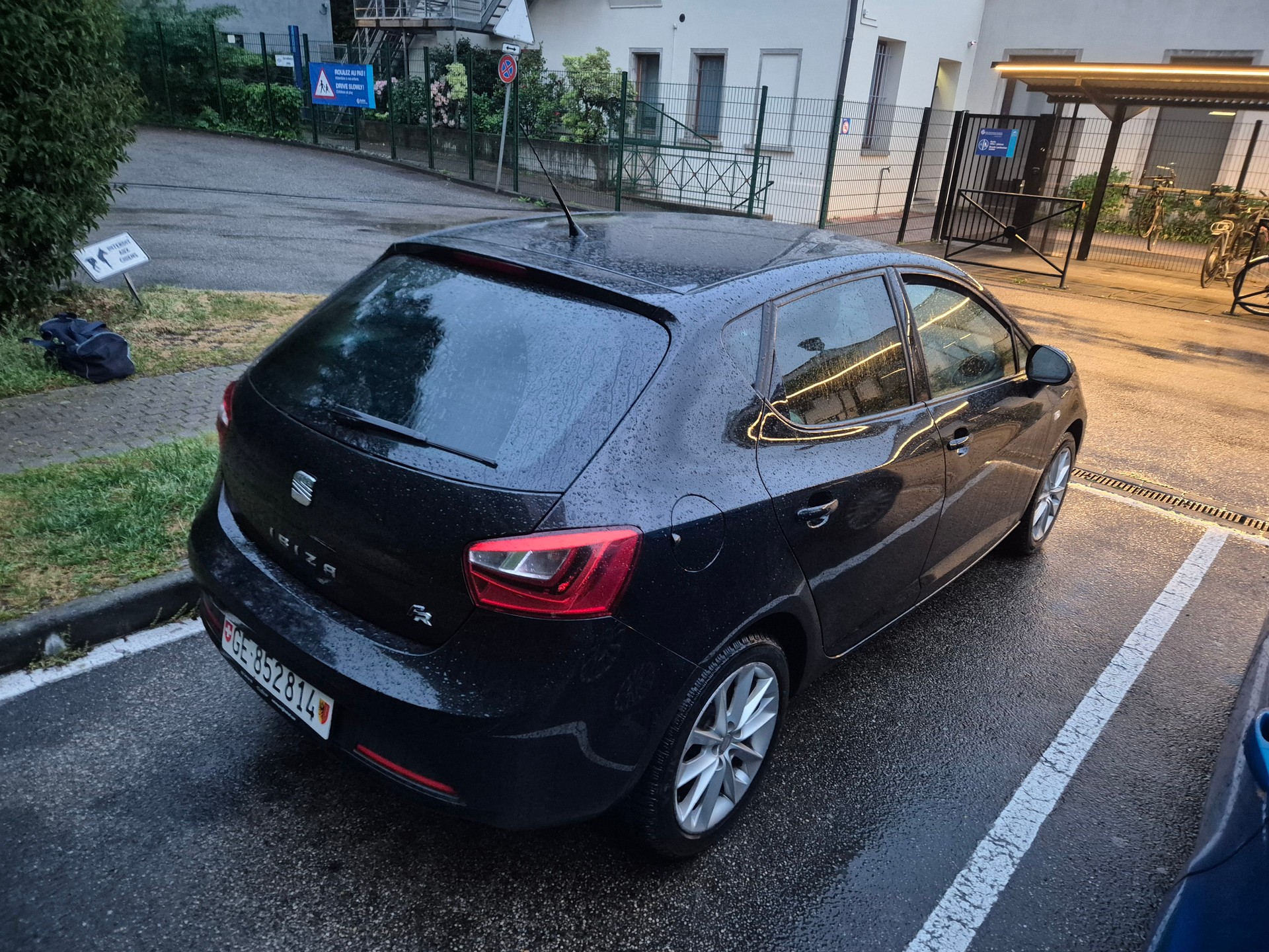 SEAT Ibiza 1.2 TSI FR-image-5