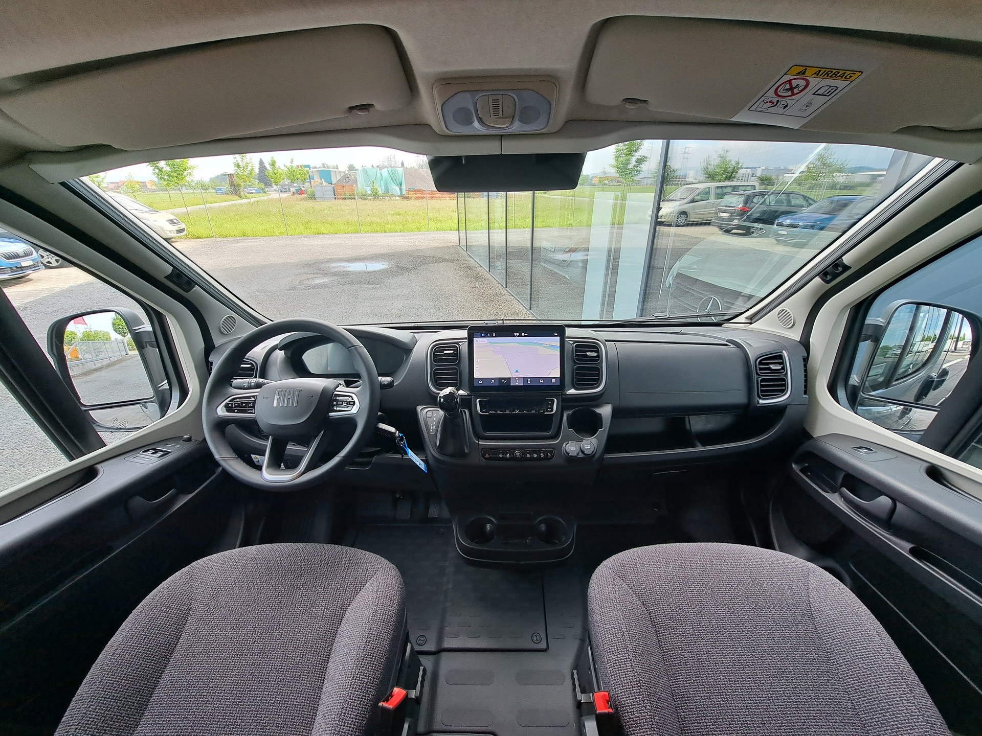 HYMER Redwood 600 Explorer-image-10