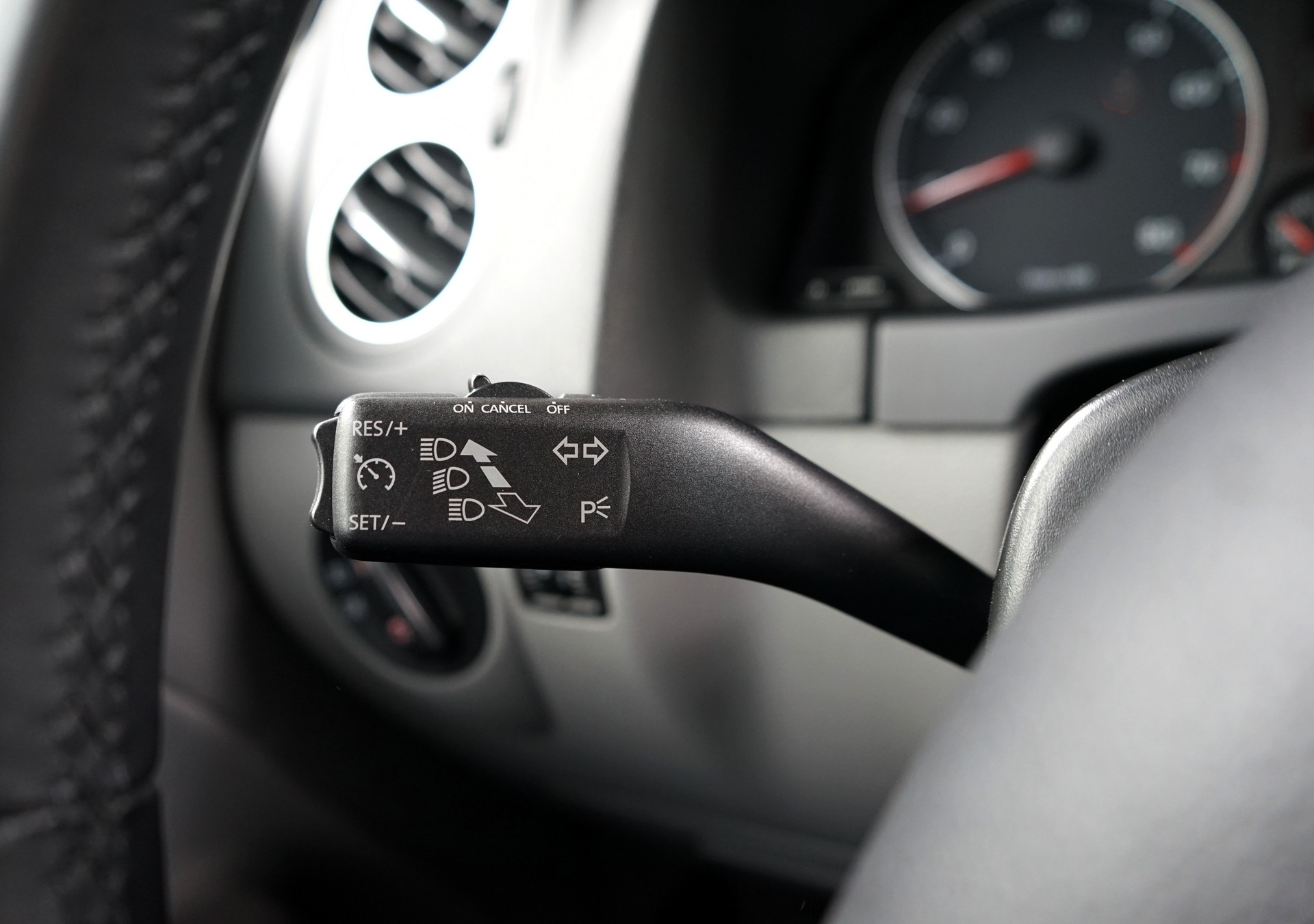 VW Golf Plus 1.4 TSI Comfortline-image-10