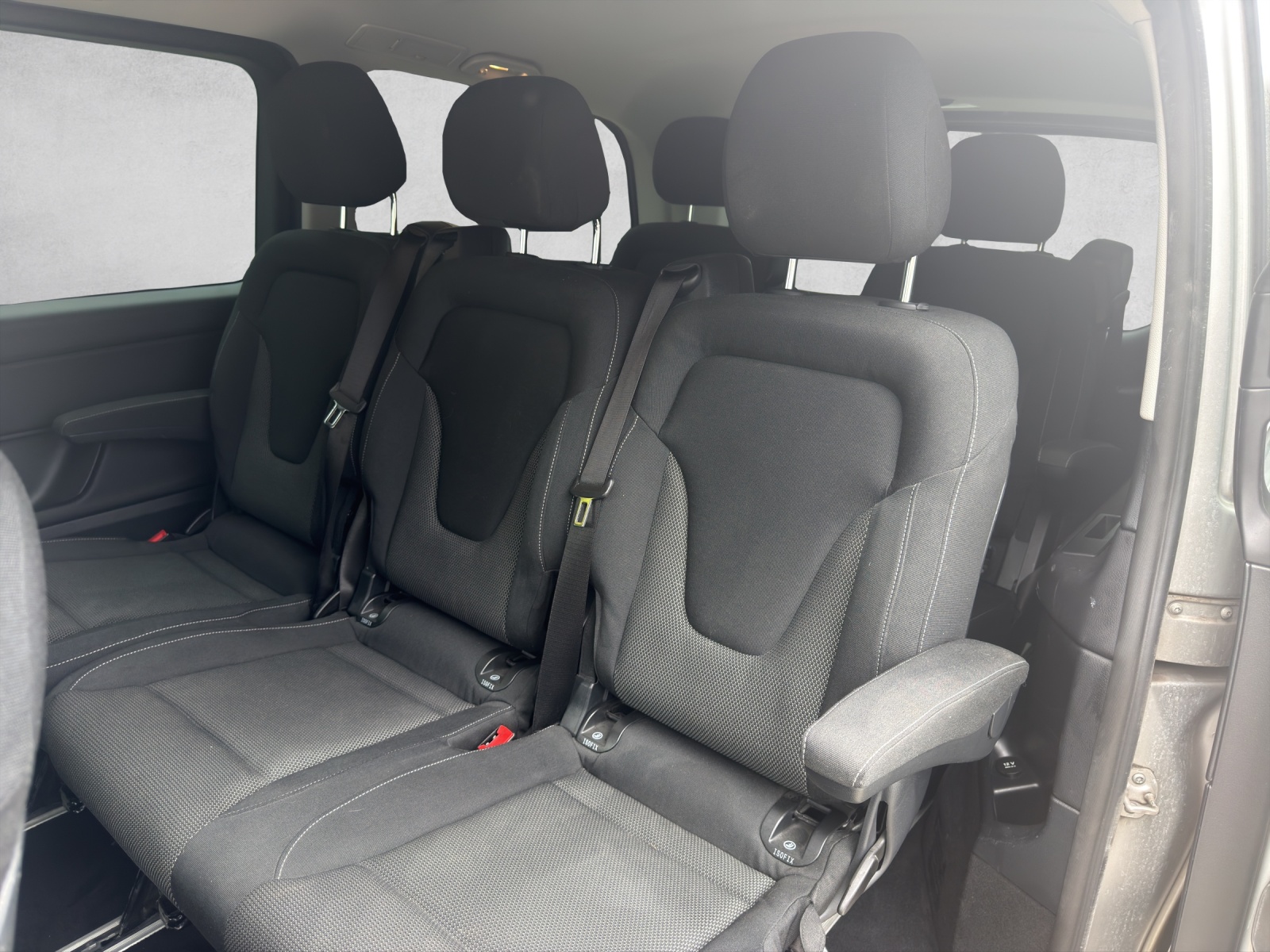 MERCEDES-BENZ V 250 d lang 4Matic 7G-Tronic-image-10
