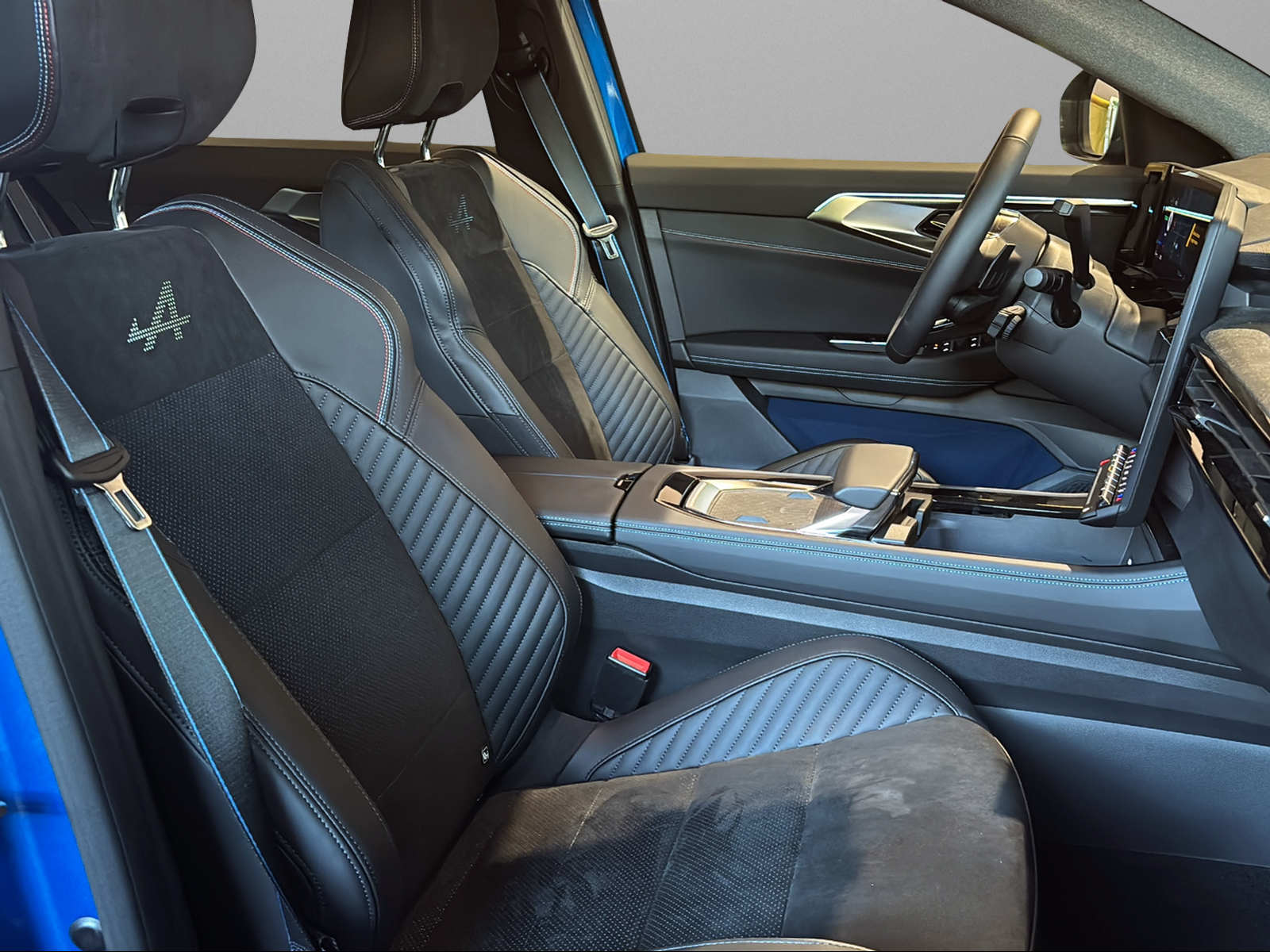 RENAULT Rafale 1.2 E-Tech Hybrid 200 Esprit Alpine-image-11
