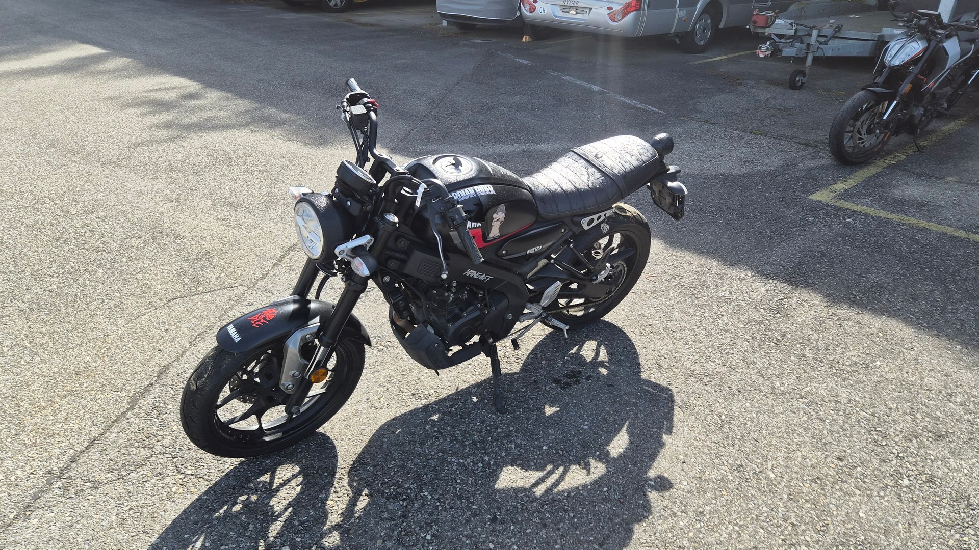 YAMAHA XSR 125-image-1
