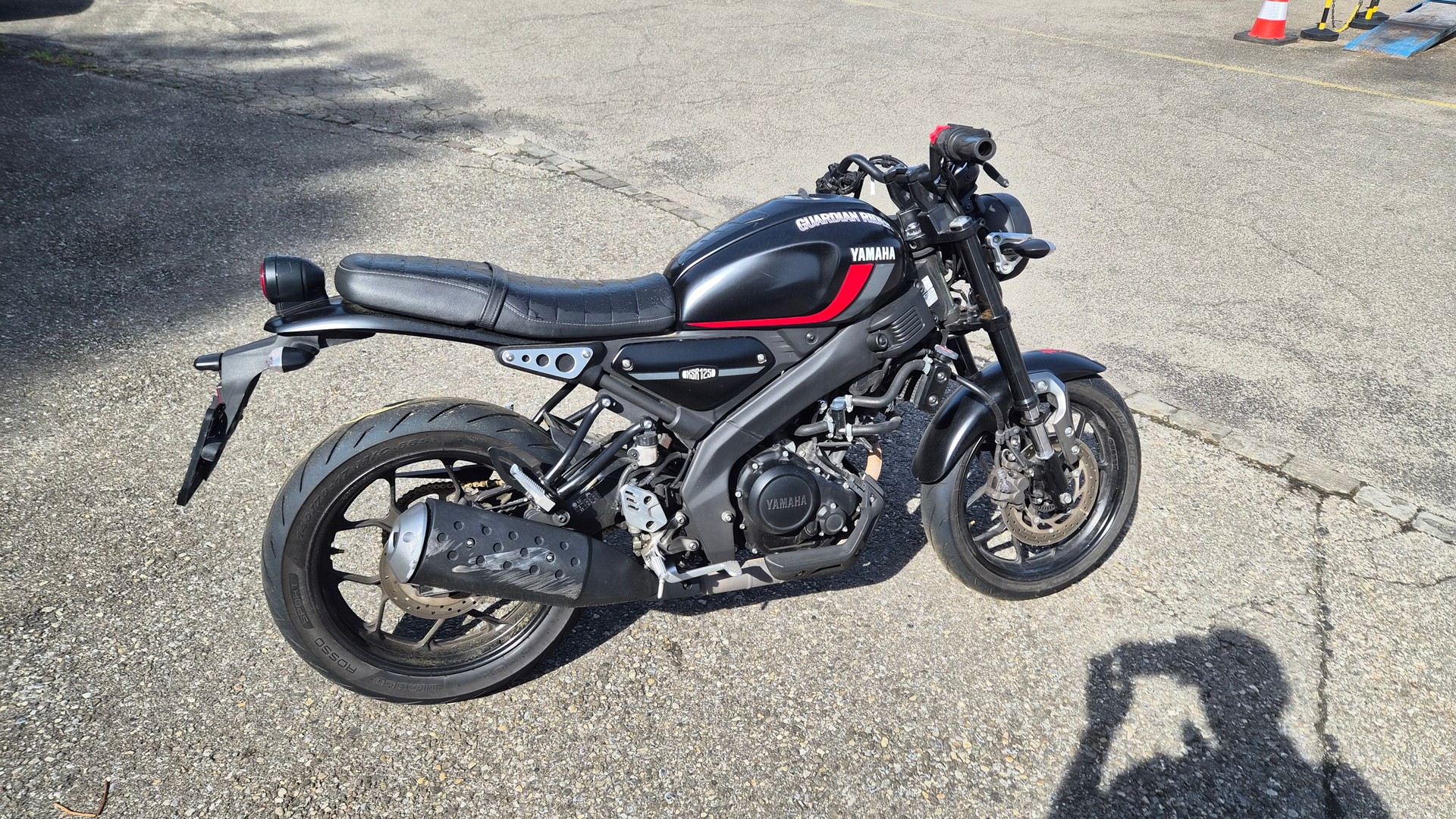 YAMAHA XSR 125-image-7