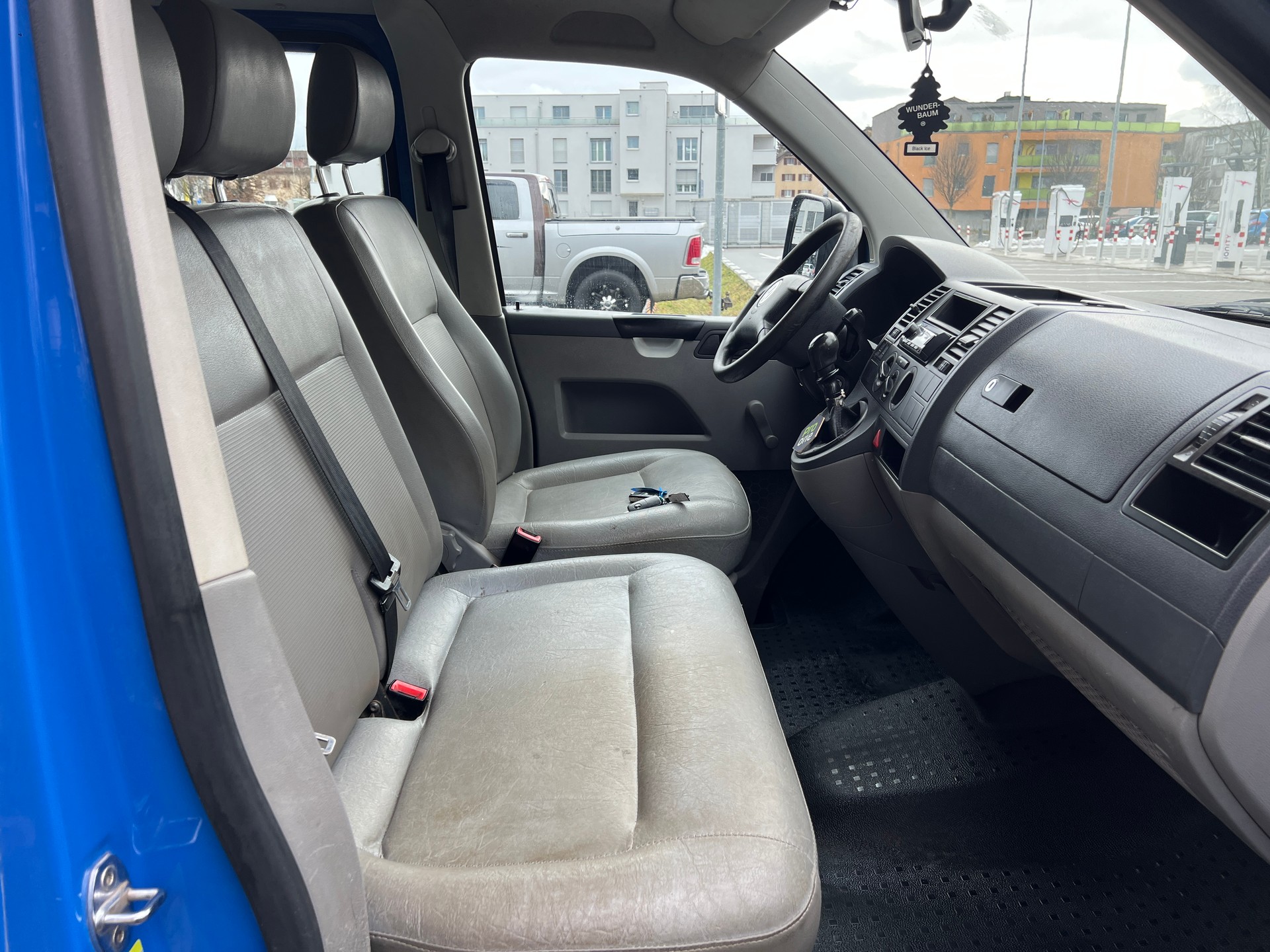 VW T5 1.9 TDI PD-image-9