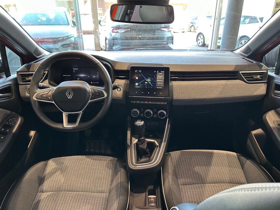 RENAULT Clio 1.0 Techno-image-8