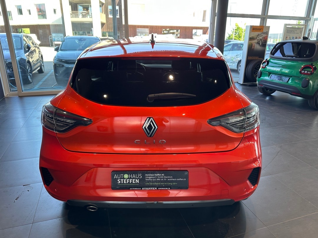 RENAULT Clio 1.0 Techno-image-5