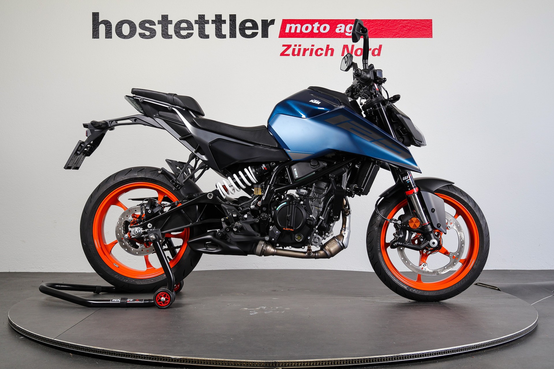 KTM 125 Duke-image-1